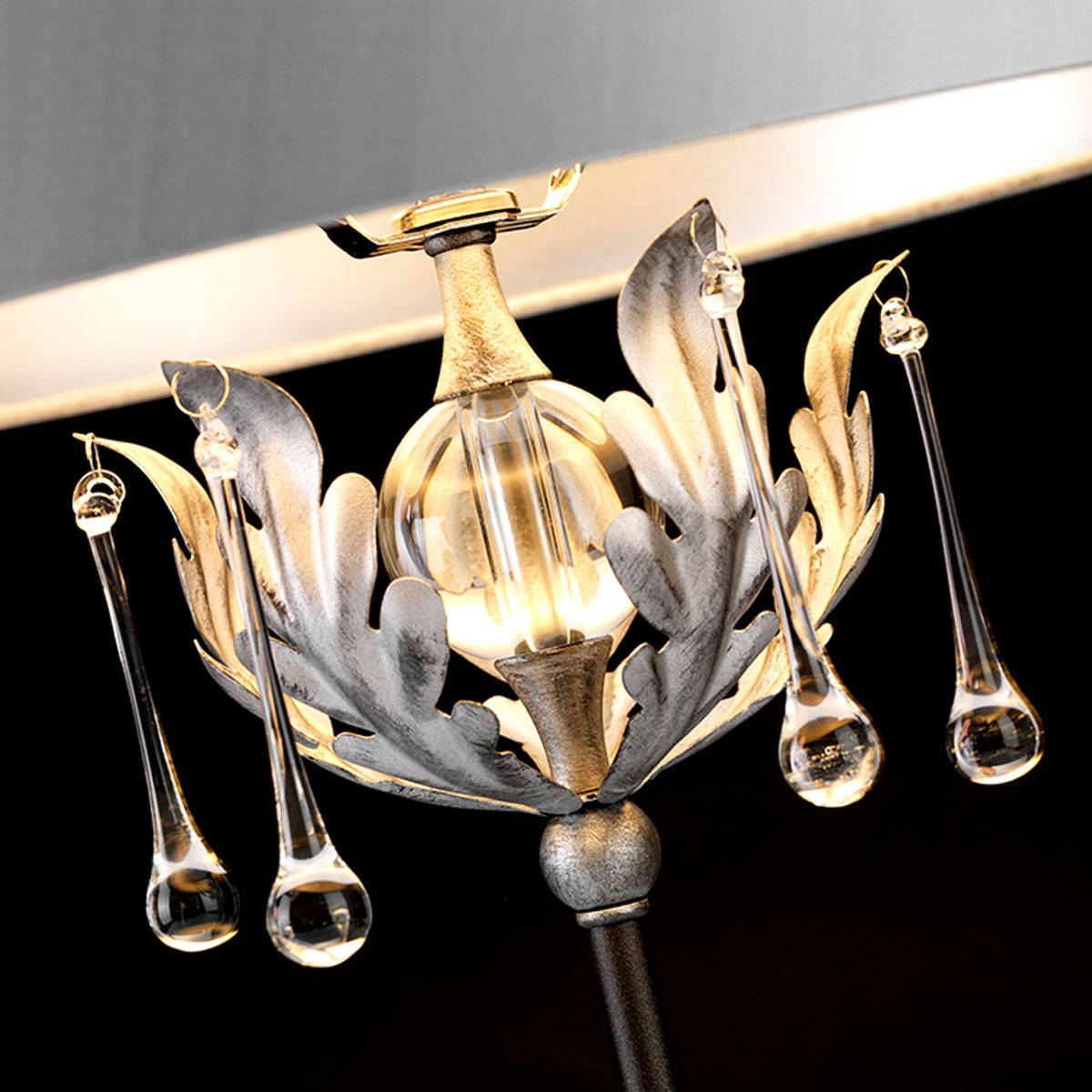 Lampa stołowa AMARILLI AML-TL-BLK-SIL oprawa w kolorze czerni i srebrnej patyny z abażurem w kolorze srebrnym - Elstead Lighting - obrazek 5