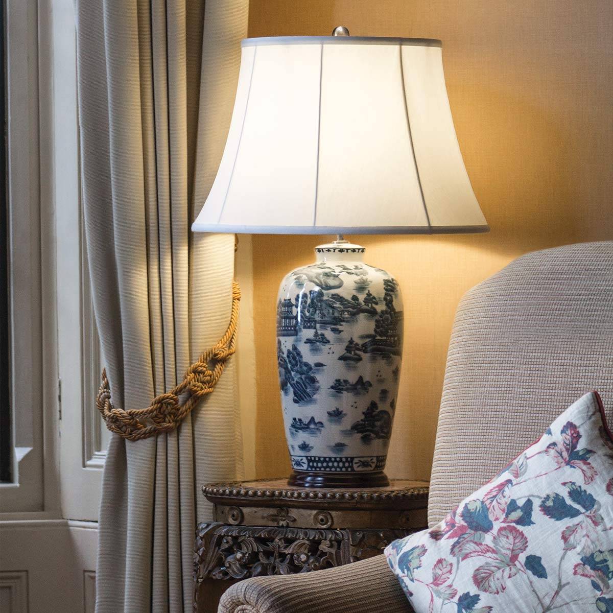 Lampa stołowa BLUE GINGER JAR BLUE-G-JAR-TL oprawa w kolorze biało-niebieskim z białym abażurem - Elstead Lighting - obrazek 2