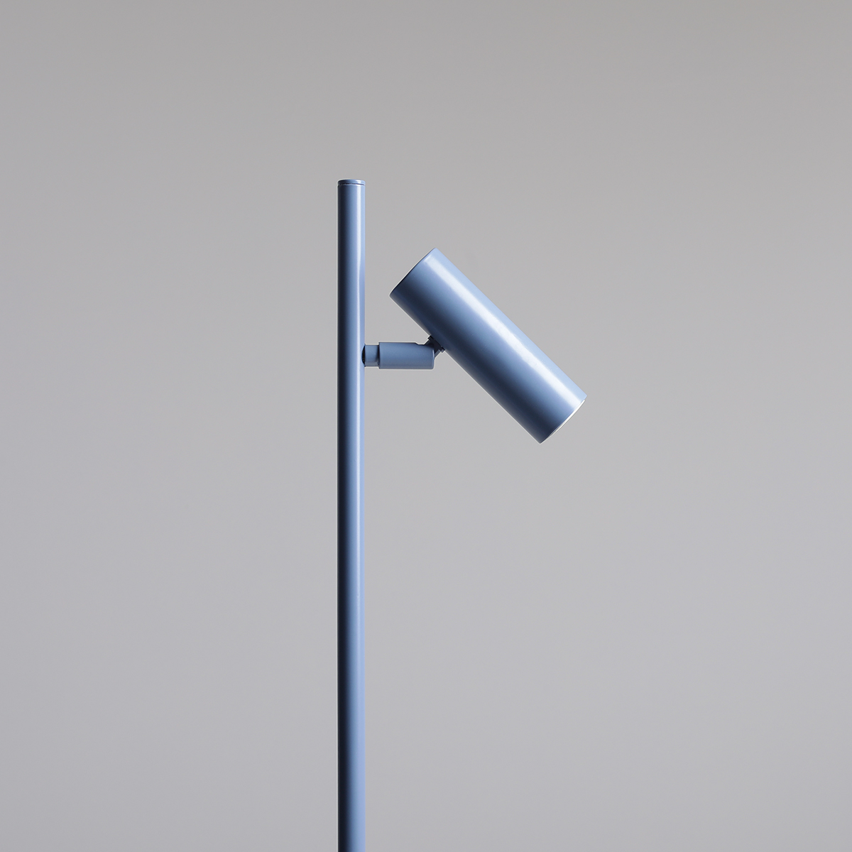 TREVO TABLE DUSTY BLUE 1104B16 Lampka biurkowa #colours - ALDEX - obrazek 2