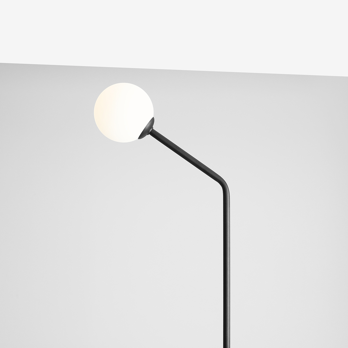 PURE FLOOR BLACK 1064A1 Minimalistyczna lampa podłogowa - ALDEX - obrazek 2