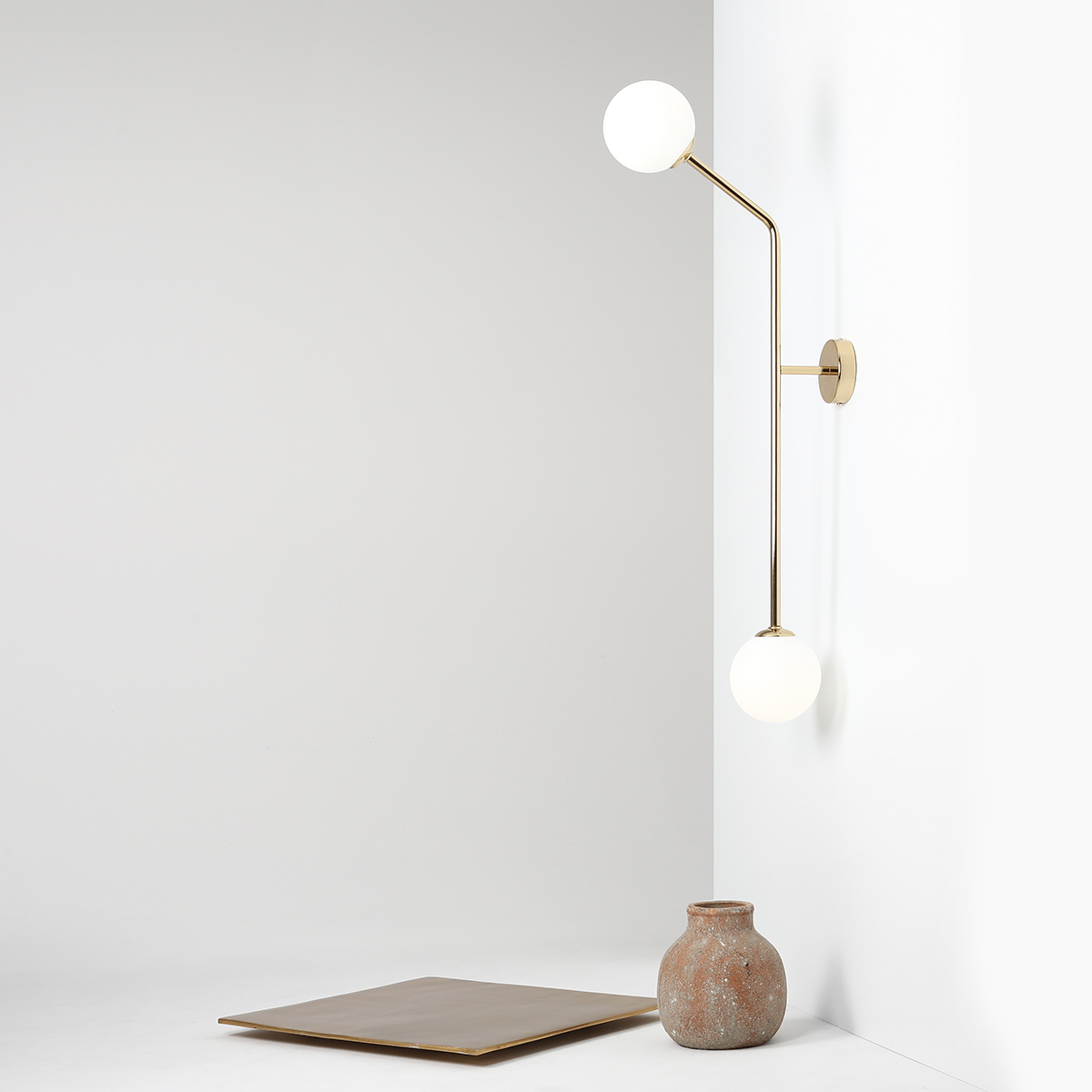 PURE WALL GOLD VERTICAL 1064D30_2 Minimalistyczna lampa ścienna - ALDEX - obrazek 3