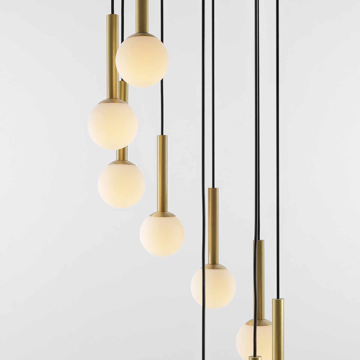 RIU 9 RING BLACK BRASS 1103N1 Kaskadowa lampa wisząca- ALDEX - obrazek 2