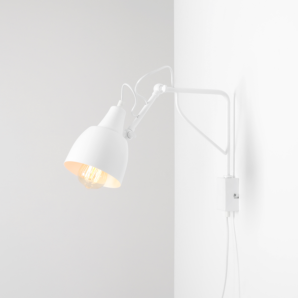 SOHO WALL SHORT WHITE 1002C_M Kinkiet na krótkim wysięgniku - ALDEX