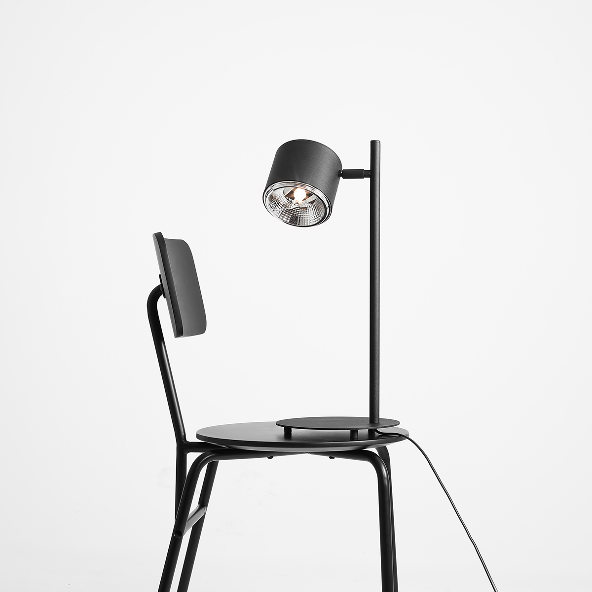 BOT TABLE BLACK 1047B Nowoczesna lampka biurkowa - ALDEX