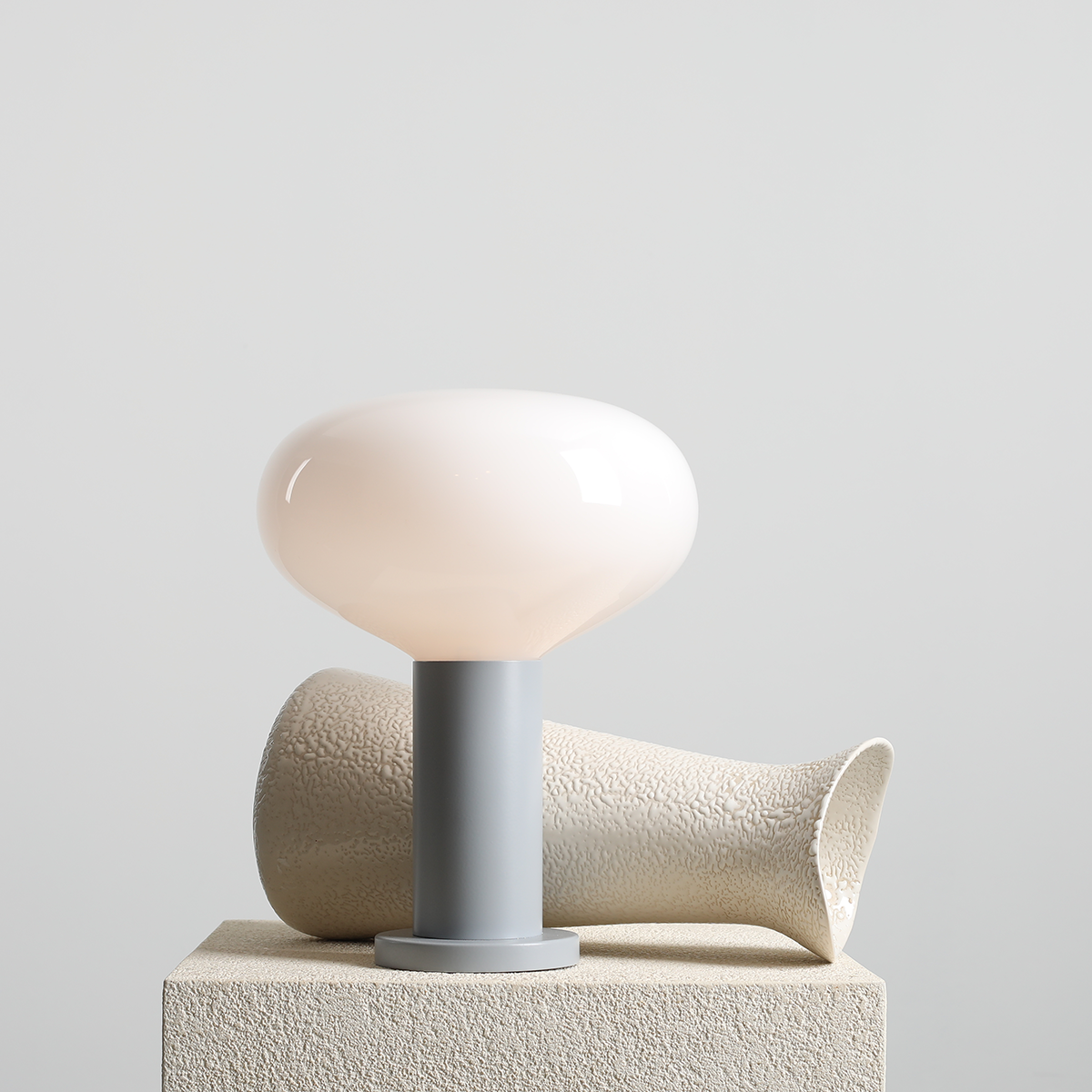 FLO TABLE GREY M 7000B22_M Duża lampka stołowa - ALDEX - obrazek 4