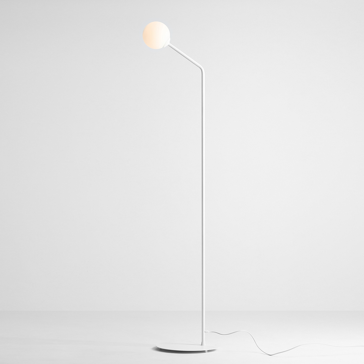 PURE FLOOR WHITE 1064A Minimalistyczna lampa podłogowa - ALDEX