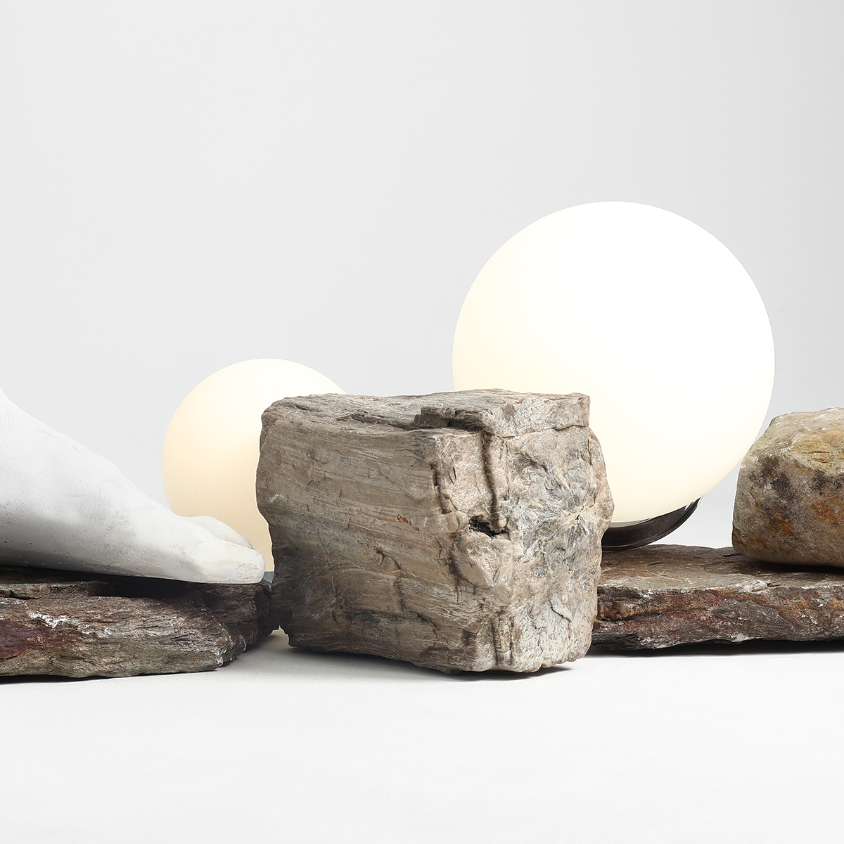 BALL TABLE CHROME M 1076B4_M Stylowa lampka biurkowa - ALDEX - obrazek 3