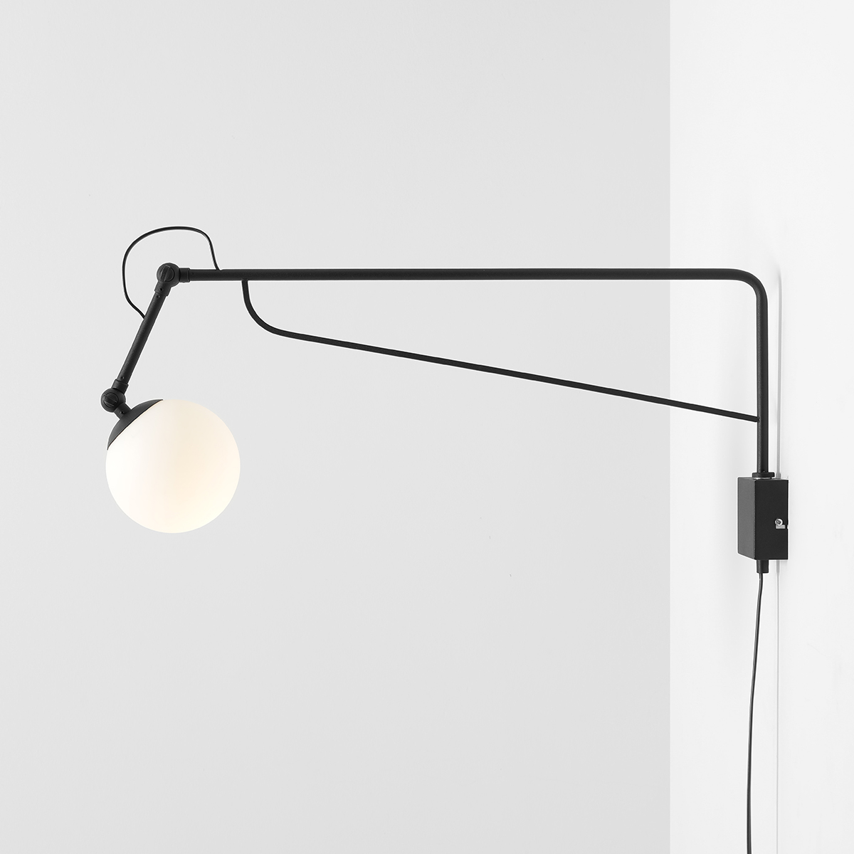 SOHO GLASS WALL LONG BLACK 1105C1_D Nowoczesna lampa ścienna - ALDEX