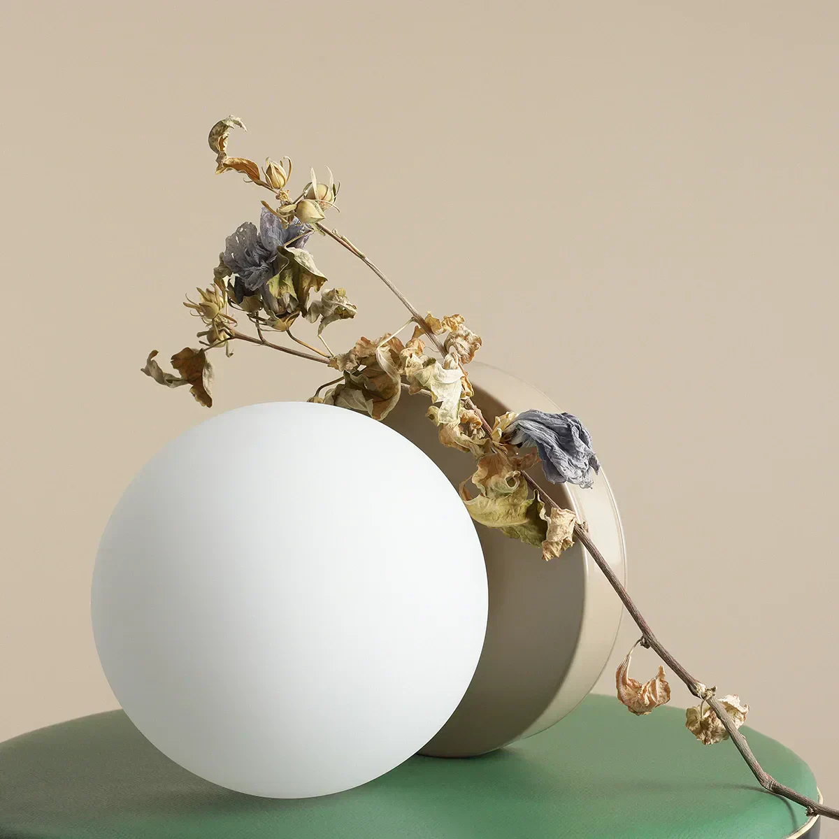 Lampka stołowa kula BALL BEIGE S 1076B17_S - Aldex - obrazek 4