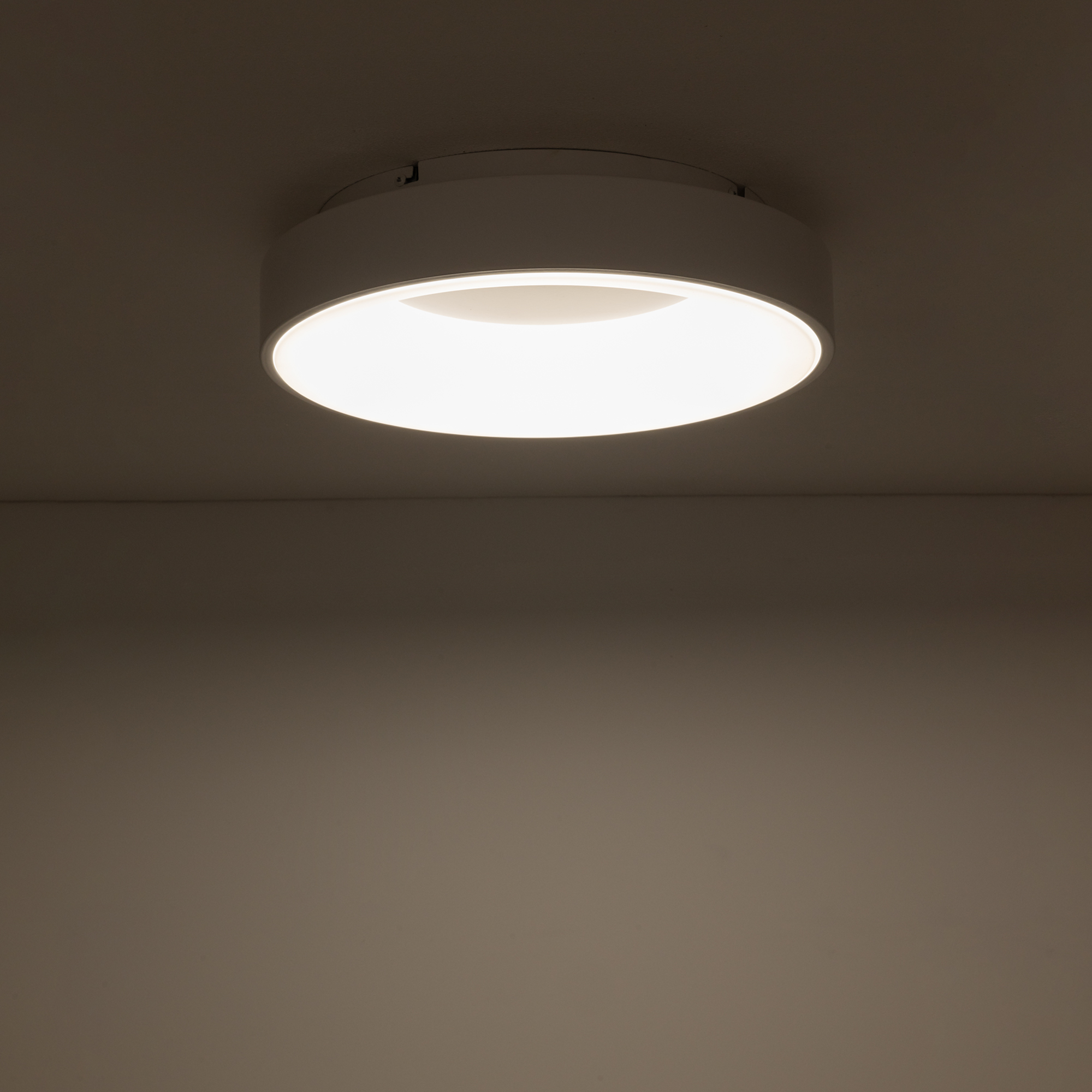 Plafon NIKKI ROUND LED WHITE 32W 3000K 11200 - Nowodvorski Lighting - obrazek 2