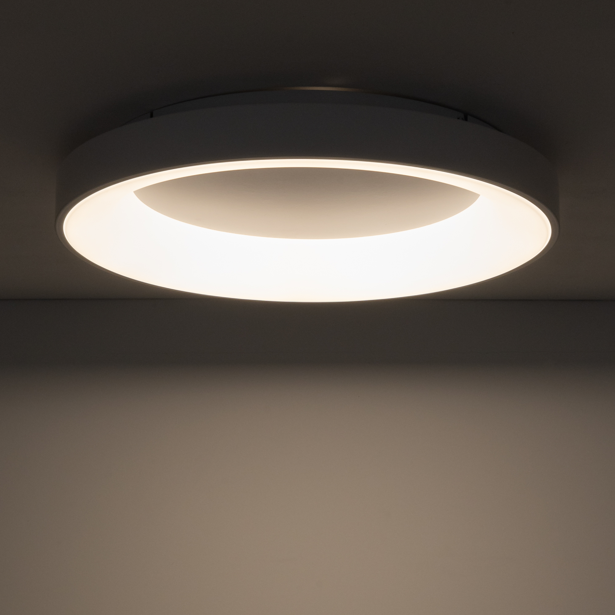 Plafon NIKKI ROUND LED WHITE 60W 3000K 11202 - Nowodvorski Lighting - obrazek 2