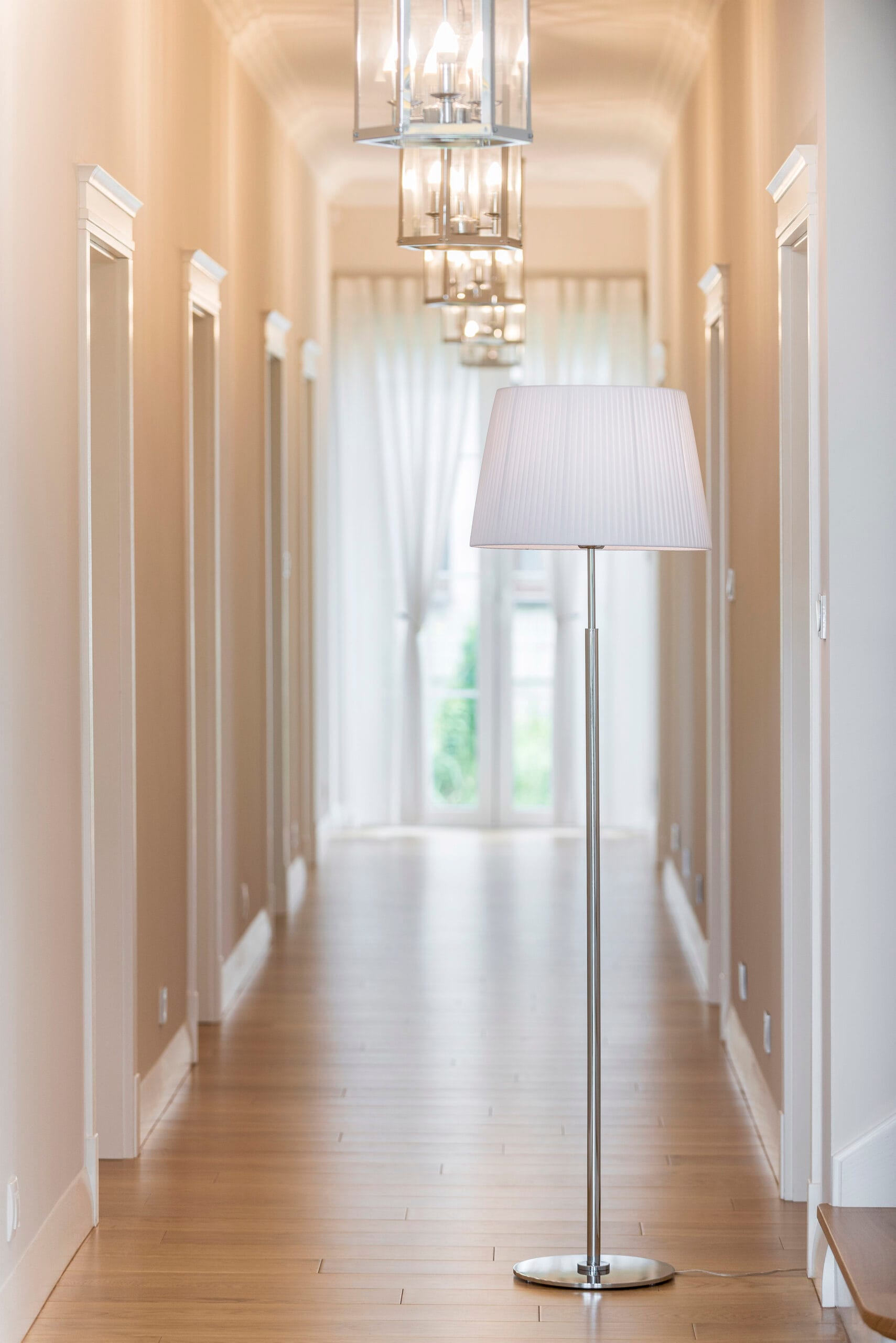 Lampa podłogowa z białym abażurem ASTI 3849 - Argon - obrazek 2