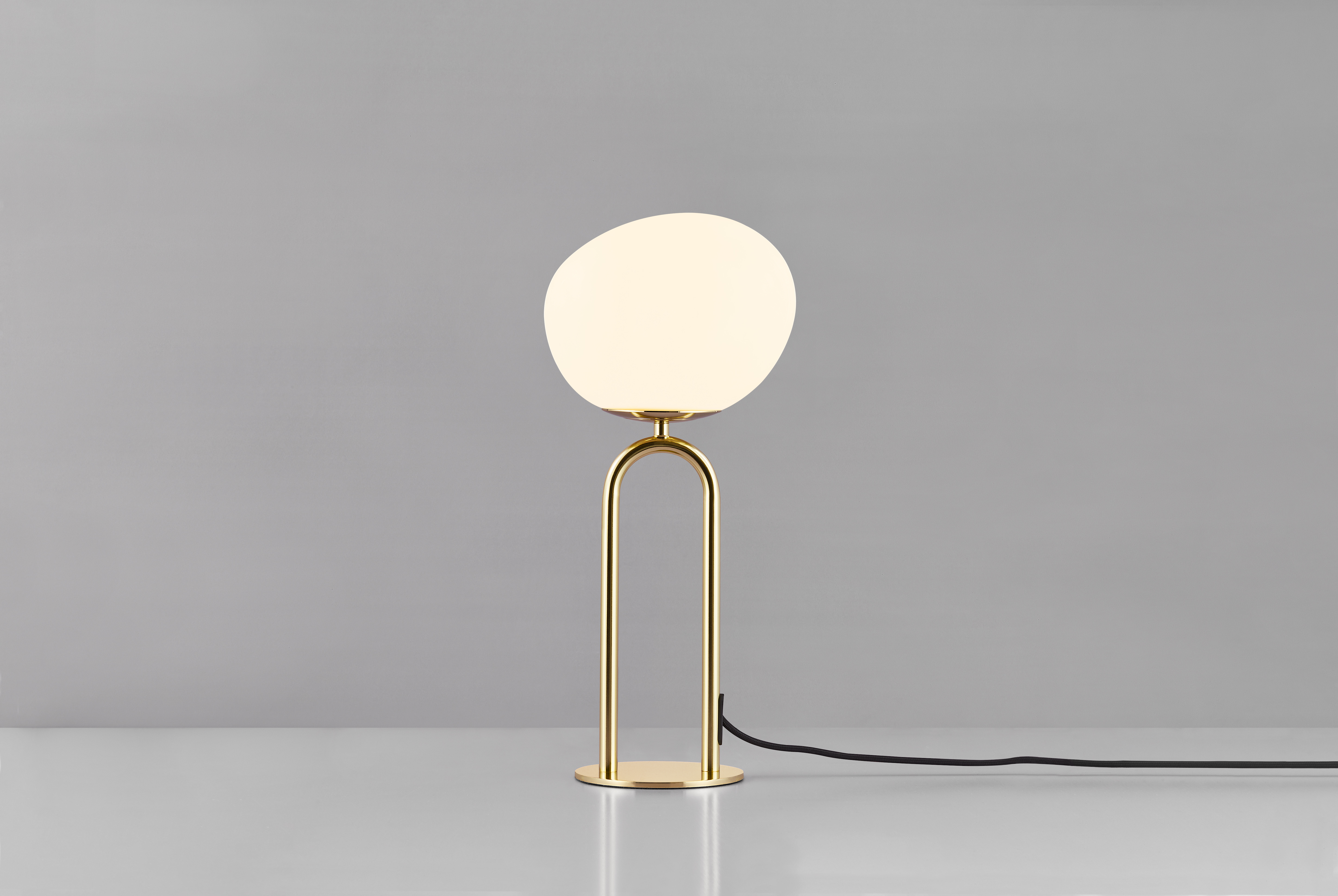 Lampa stołowa SHAPES NO2120055035 - Design for the people - obrazek 3