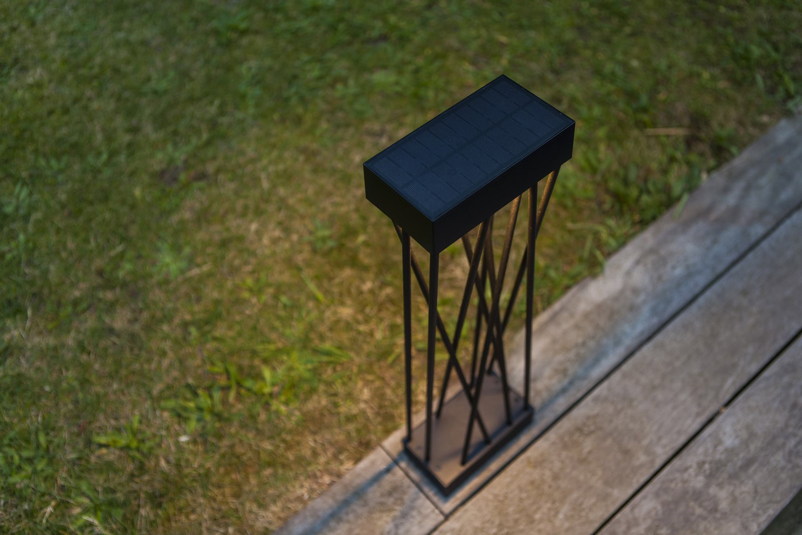 Zewnętrzna lampa stojąca SPIDO SOLAR 6915901012 - Lutec - obrazek 7