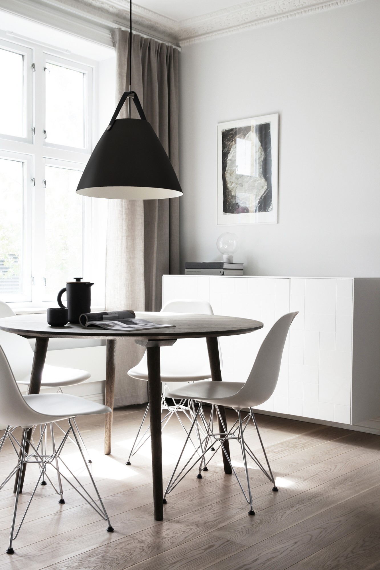Lampa wisząca skandynawska czarna STRAP 36 84343003 - Design For The People - obrazek 3