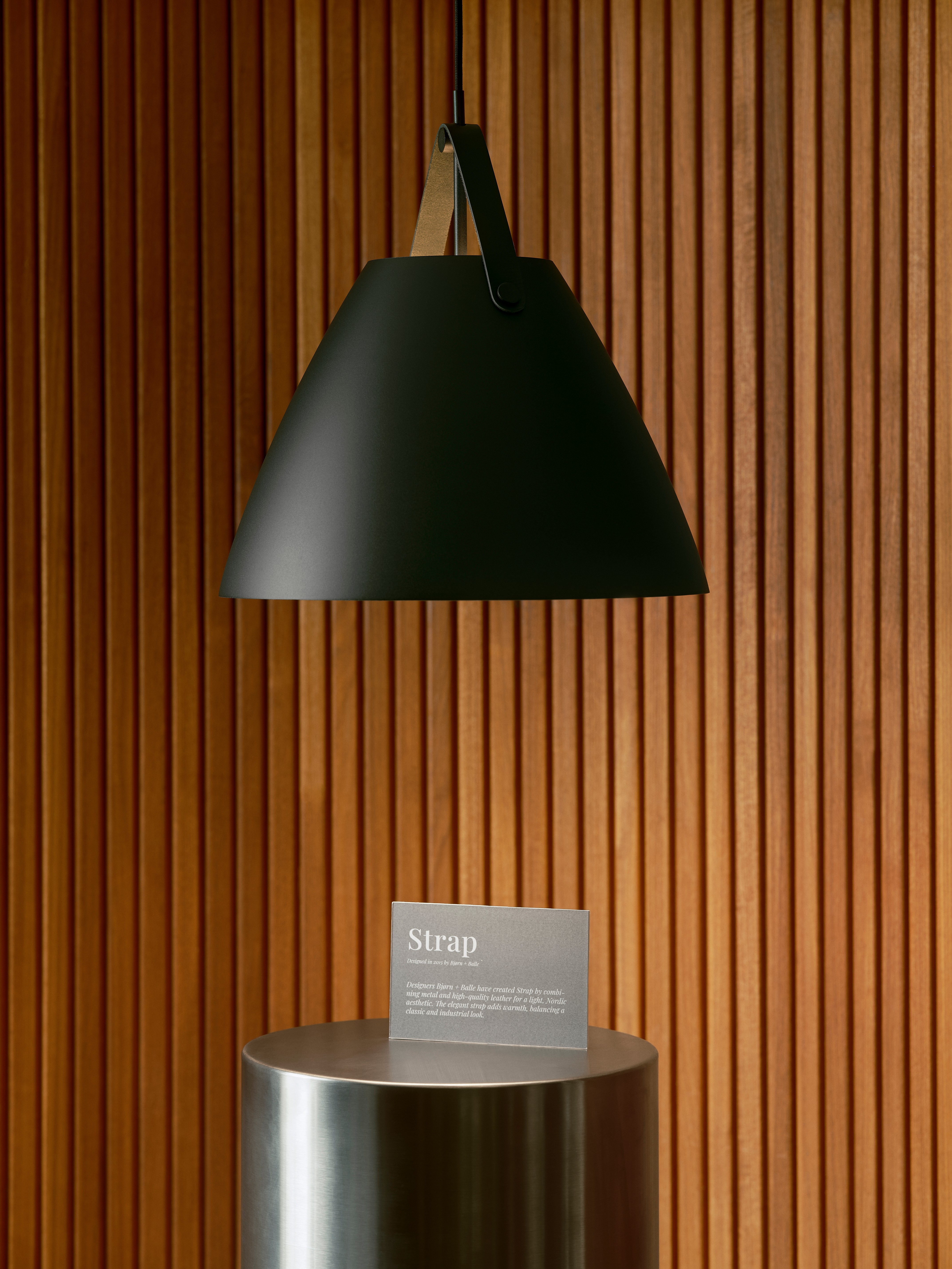 Lampa wisząca skandynawska czarna STRAP 36 84343003 - Design For The People - obrazek 5