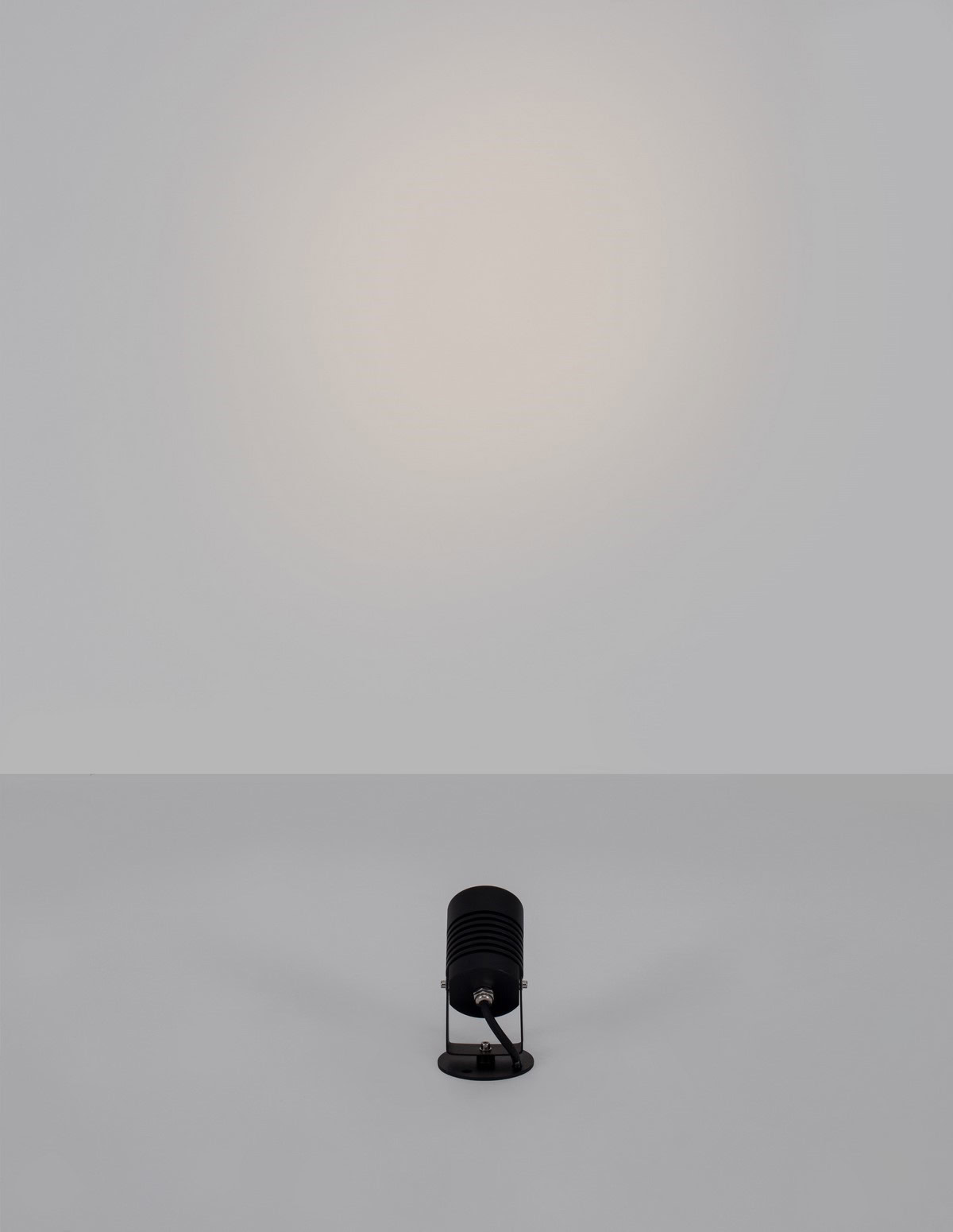 Zewnętrzna lampa stojąca CUMANAYAGUA LE71560 - Luces Exclusivas - obrazek 3