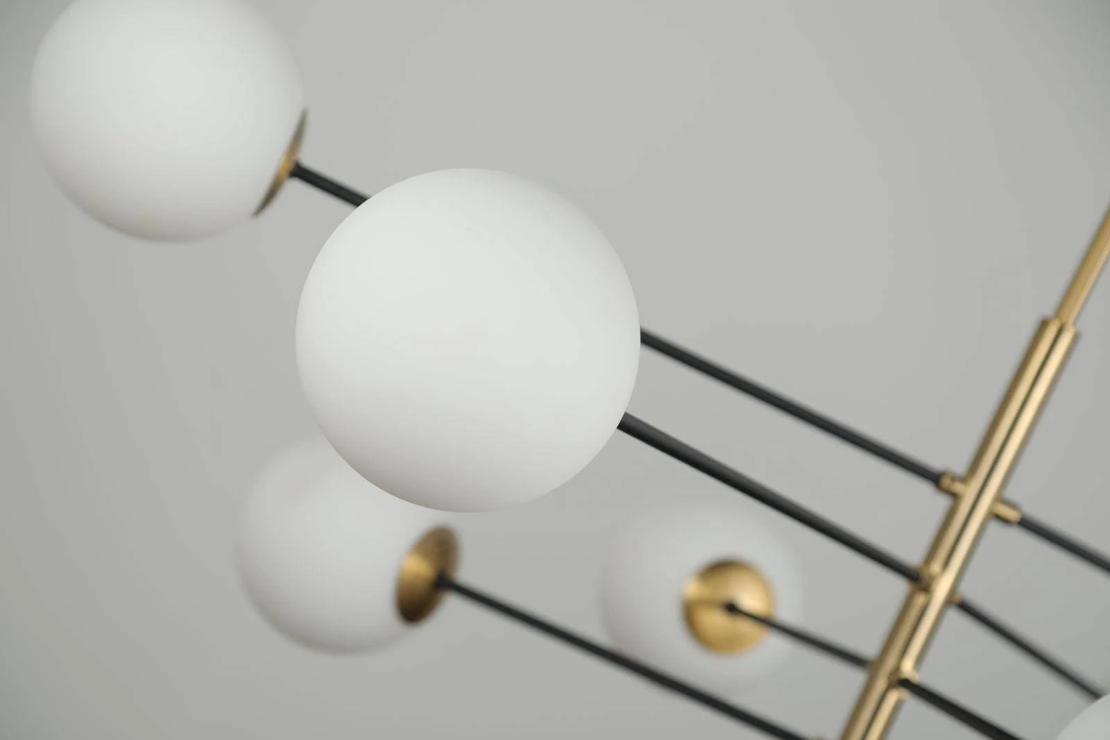 Lampa wisząca kule Oviedo 8 AZ4423 czarny+złoty - Azzardo - obrazek 4