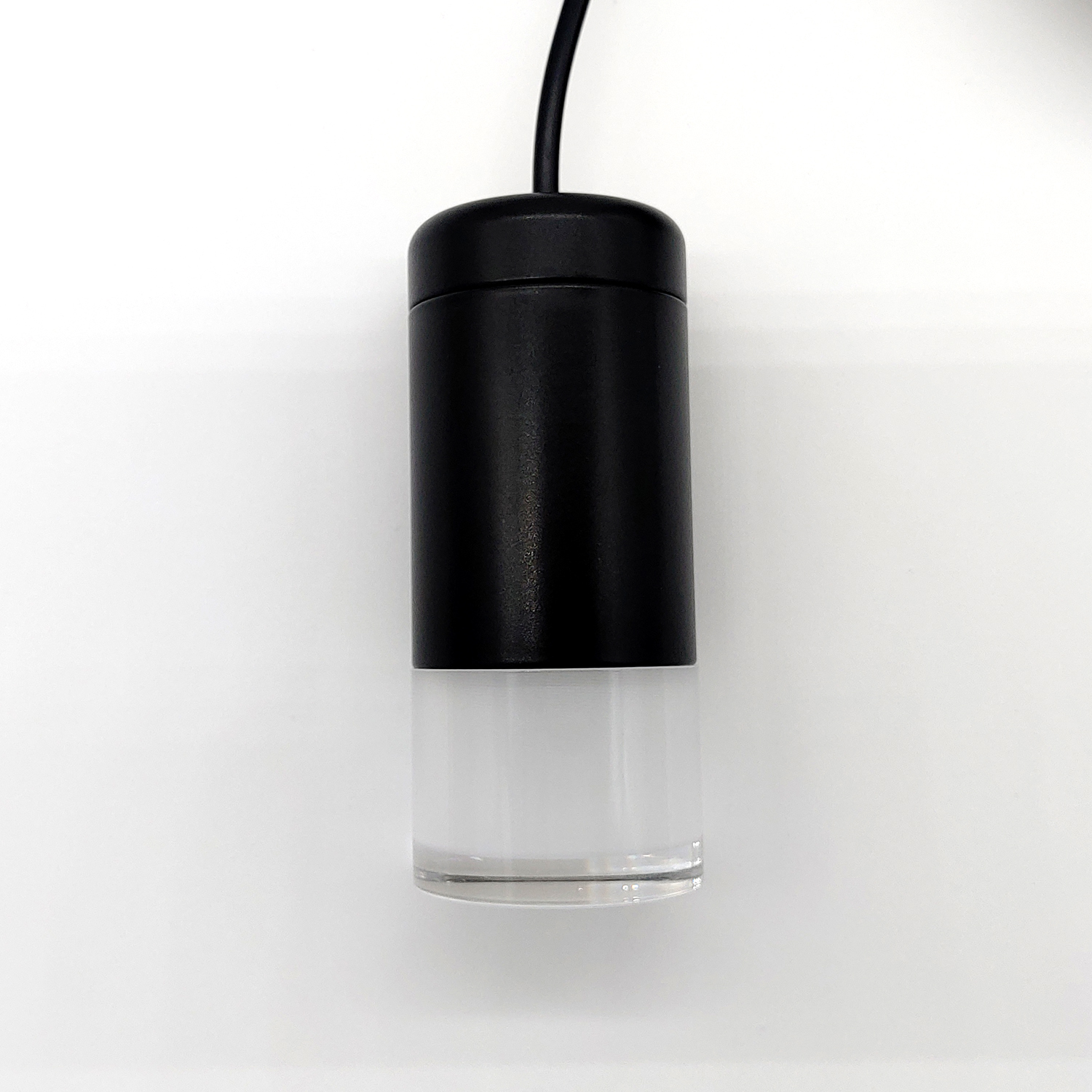 Lampa stylowa wisząca LINEA-4 LONG czarna XT068-4P - Step Into Design - obrazek 4