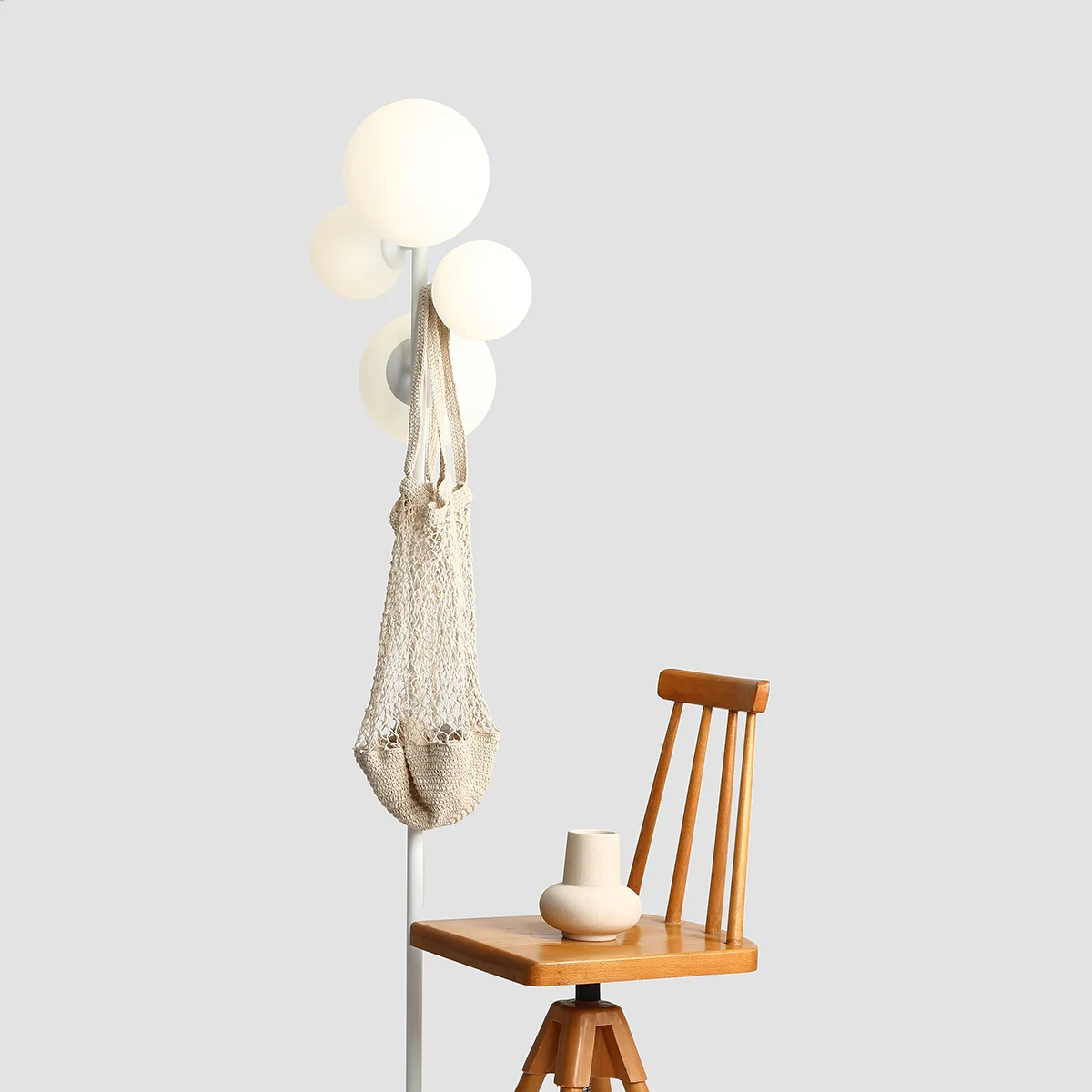 LAMPA STOJĄCA BLOOM WHITE 1091A ALDEX