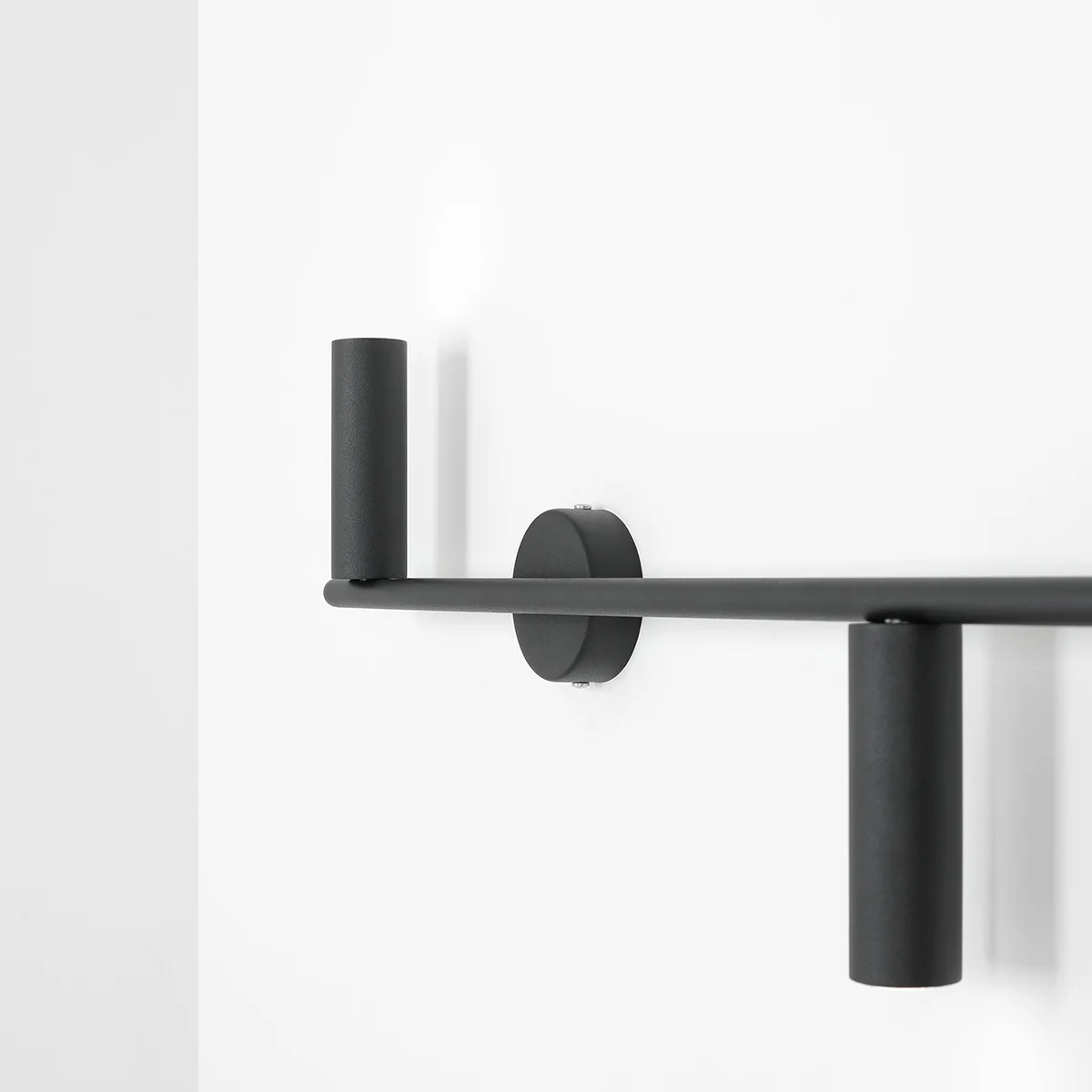 TREVO WALL 3 ALL BLACK (right) 1104Y1_2 Minimalistyczny kinkiet Aldex
