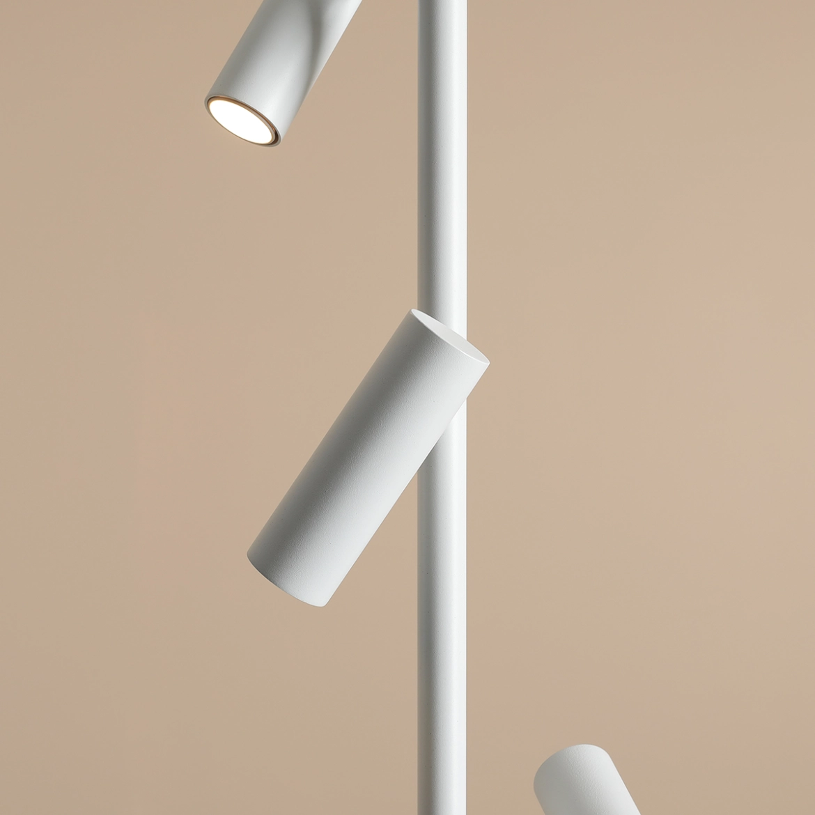 Lampa Stojąca TREVO Biały 1104A Aldex