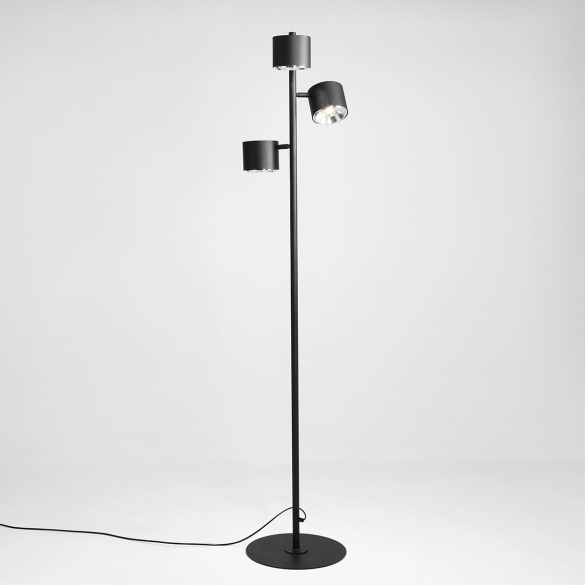 LAMPA PODŁOGOWA 3 PŁ. BOT BLACK 1047A ALDEX
