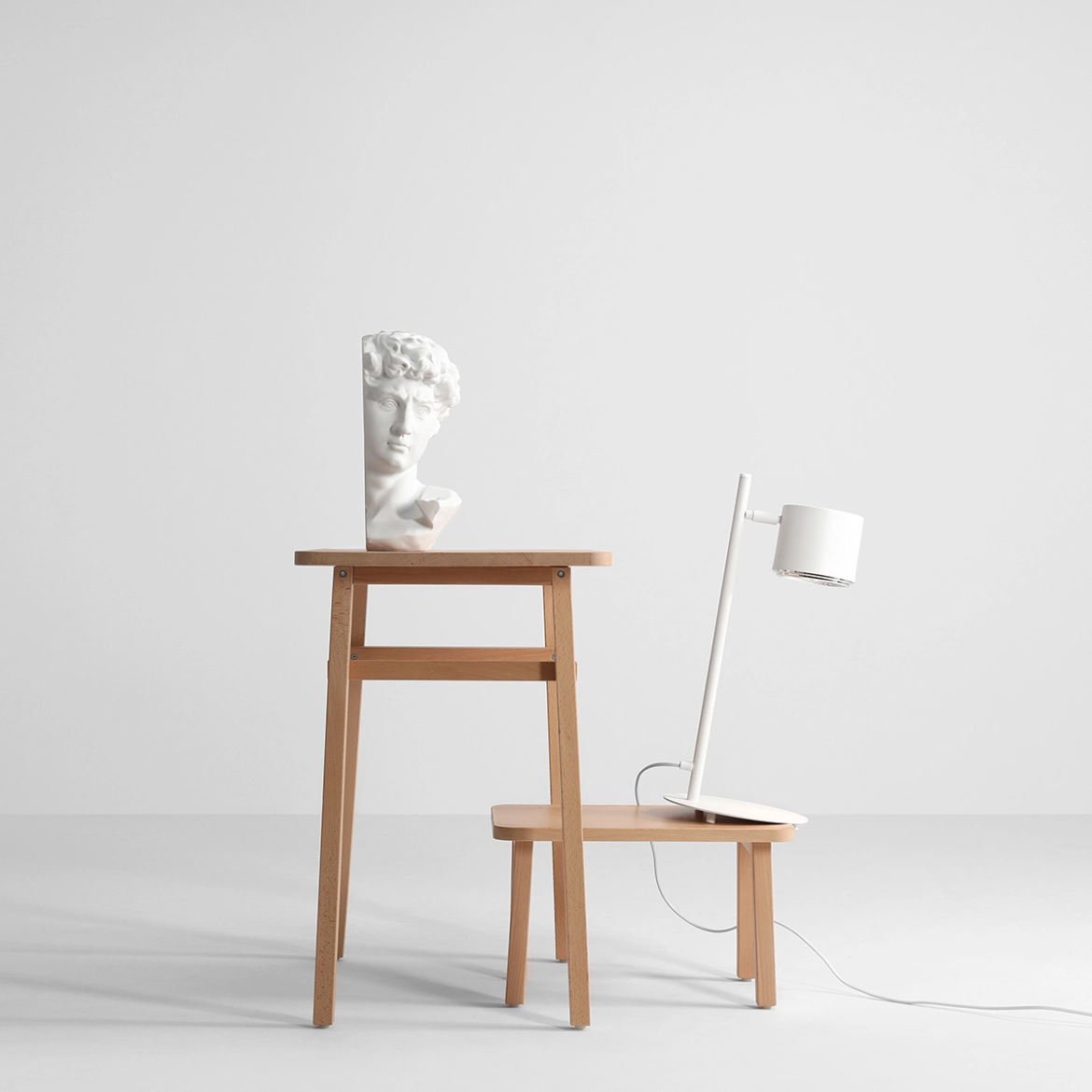 Lampka Biurkowa Bot Biały 1046B Aldex