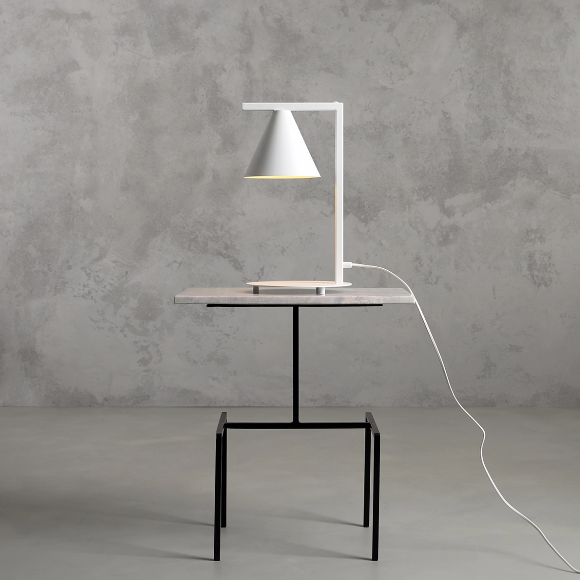Lampka Biurkowa FORM Biały 1108B Aldex