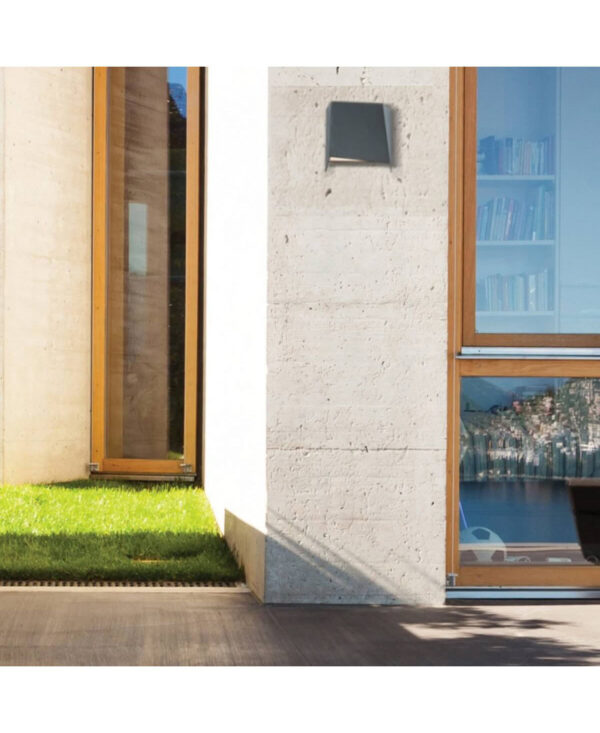 E114 OUTDOOR SCONCE LED 2X3W IP54 Zambelis Lights