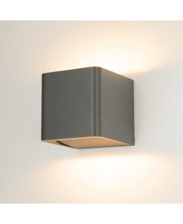 E352 OUTDOOR SCONCE LIGHT LED 13W 3000K ALUMINIUM GRAPHITE IP65 Zambelis Lights
