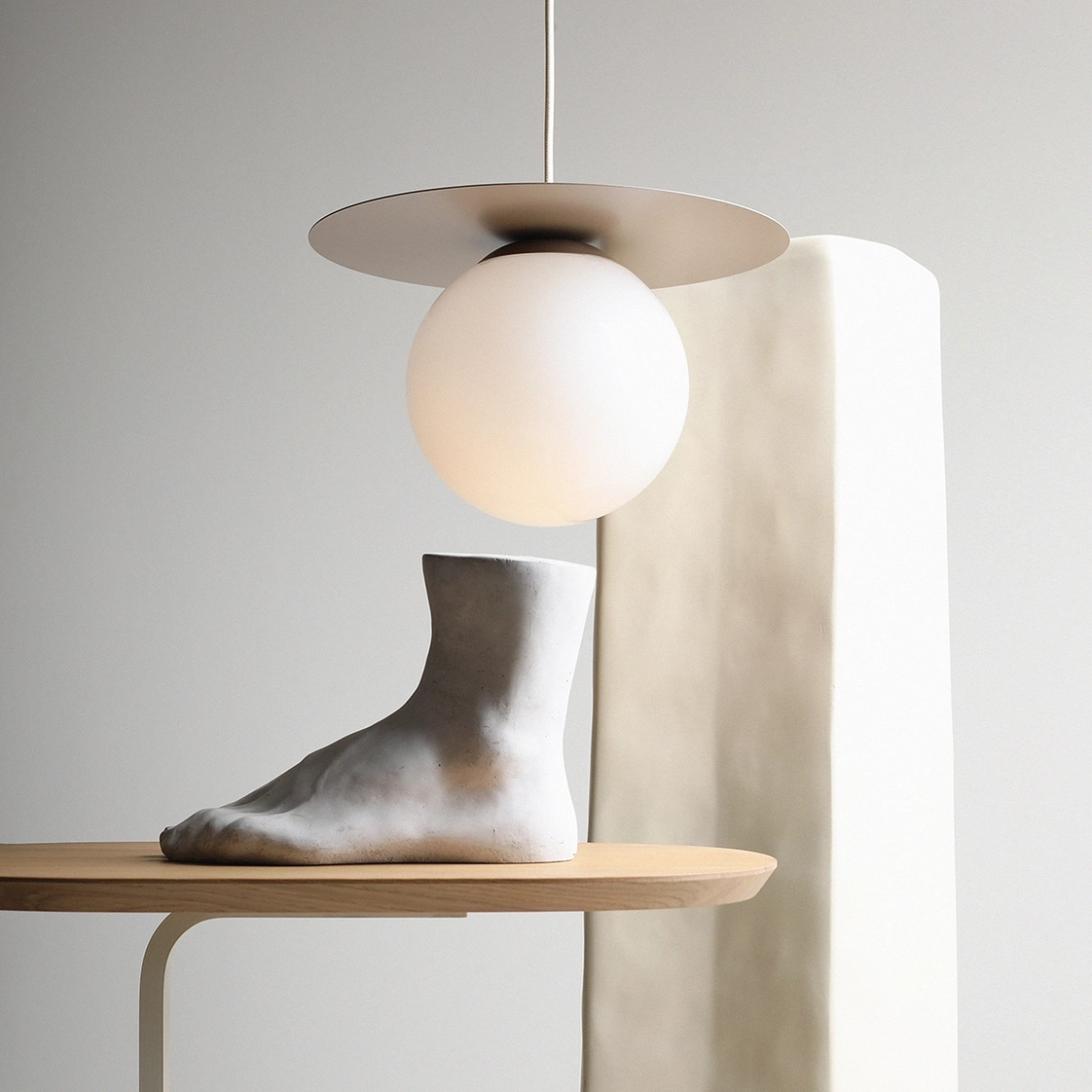 LAMPA WISZĄCA LOOP BEIGE M 1125G17_M Aldex