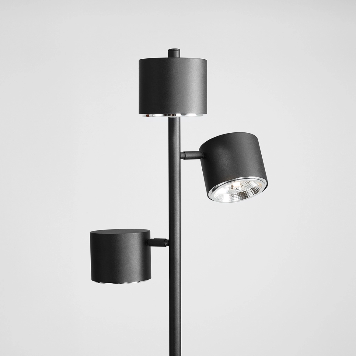 LAMPA PODŁOGOWA 3 PŁ. BOT BLACK 1047A ALDEX