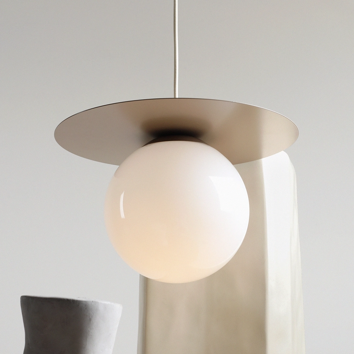 LAMPA WISZĄCA LOOP BEIGE M 1125G17_M Aldex
