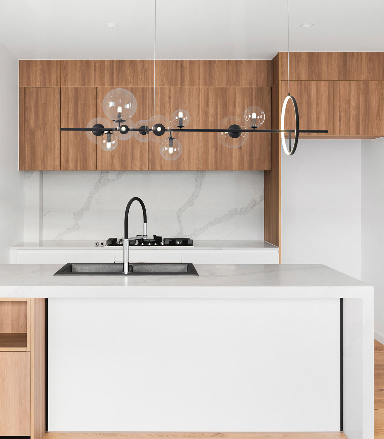 Lampa wisząca ORION LONG-120 czarna 120 cm MP0084-L1200 Step into design
