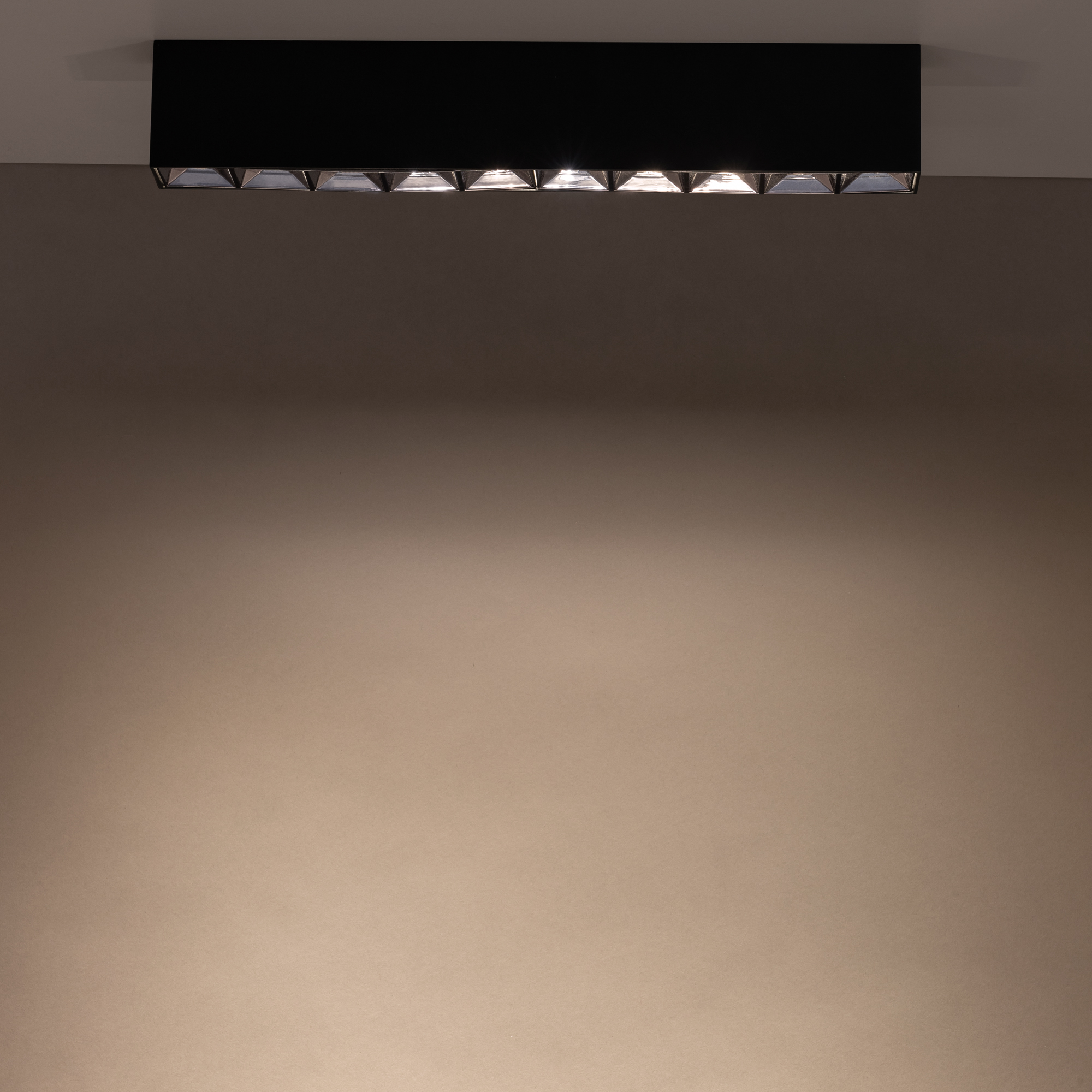 Oprawa sufitowa natynkowa nowoczesna MIDI LED 10056, czarna, 40 W 3000 K – Nowodvorski Lighting - obrazek 2