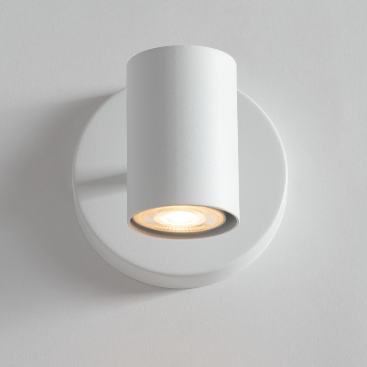 Kinkiet minimalistyczny LUIS biały, 1 × GU10 – Sigma Lighting 33427 - obrazek 2