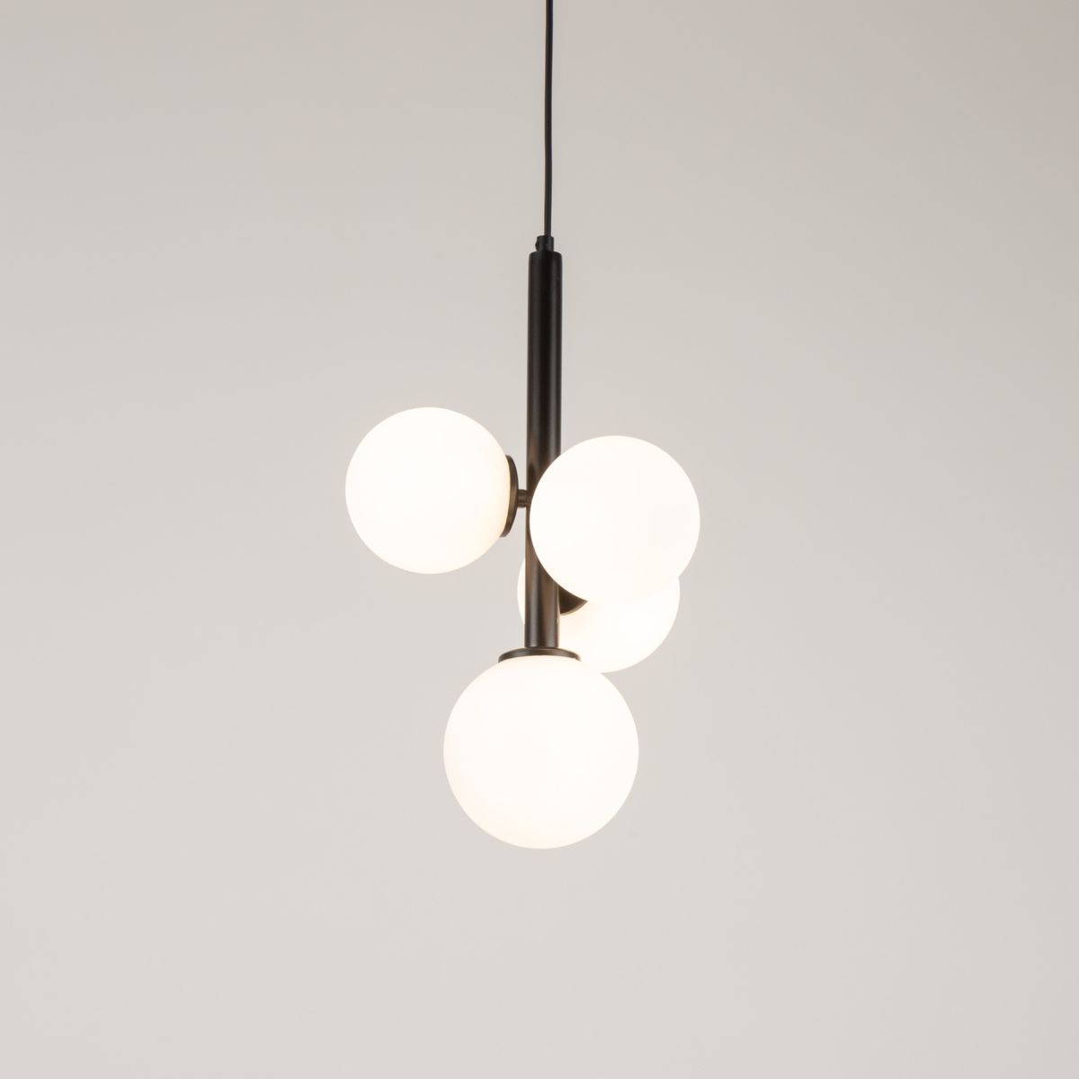 Lampa wisząca w stylu modern classic PERLA 4 czarny, 4 × G9 – Sigma Lighting 33487 - obrazek 3