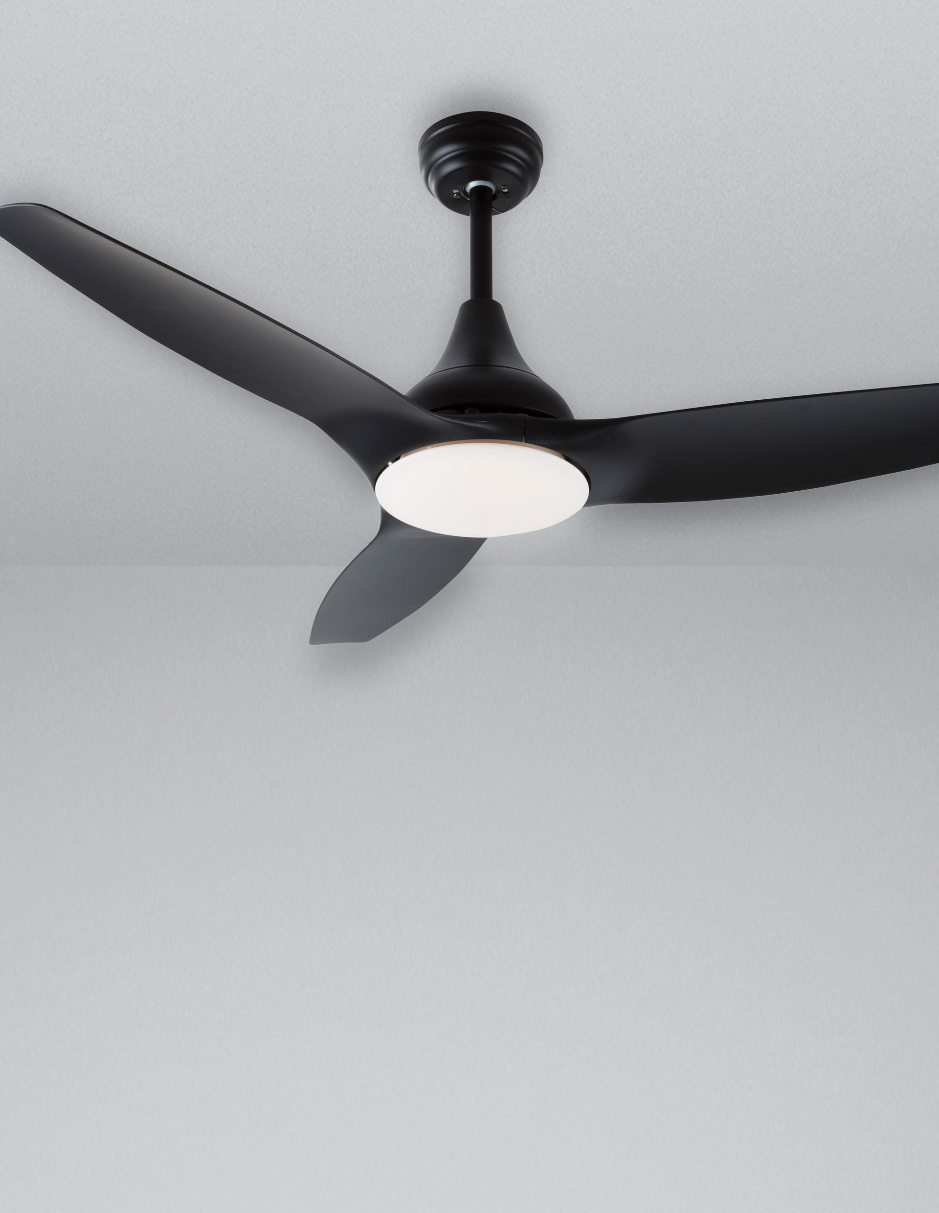Wentylator sufitowy z oświetleniem nowoczesny Luces Exclusivas SAGUNTO, czarny, LED 18 W 3000 K, Ø 122 cm – LE42550 - obrazek 5