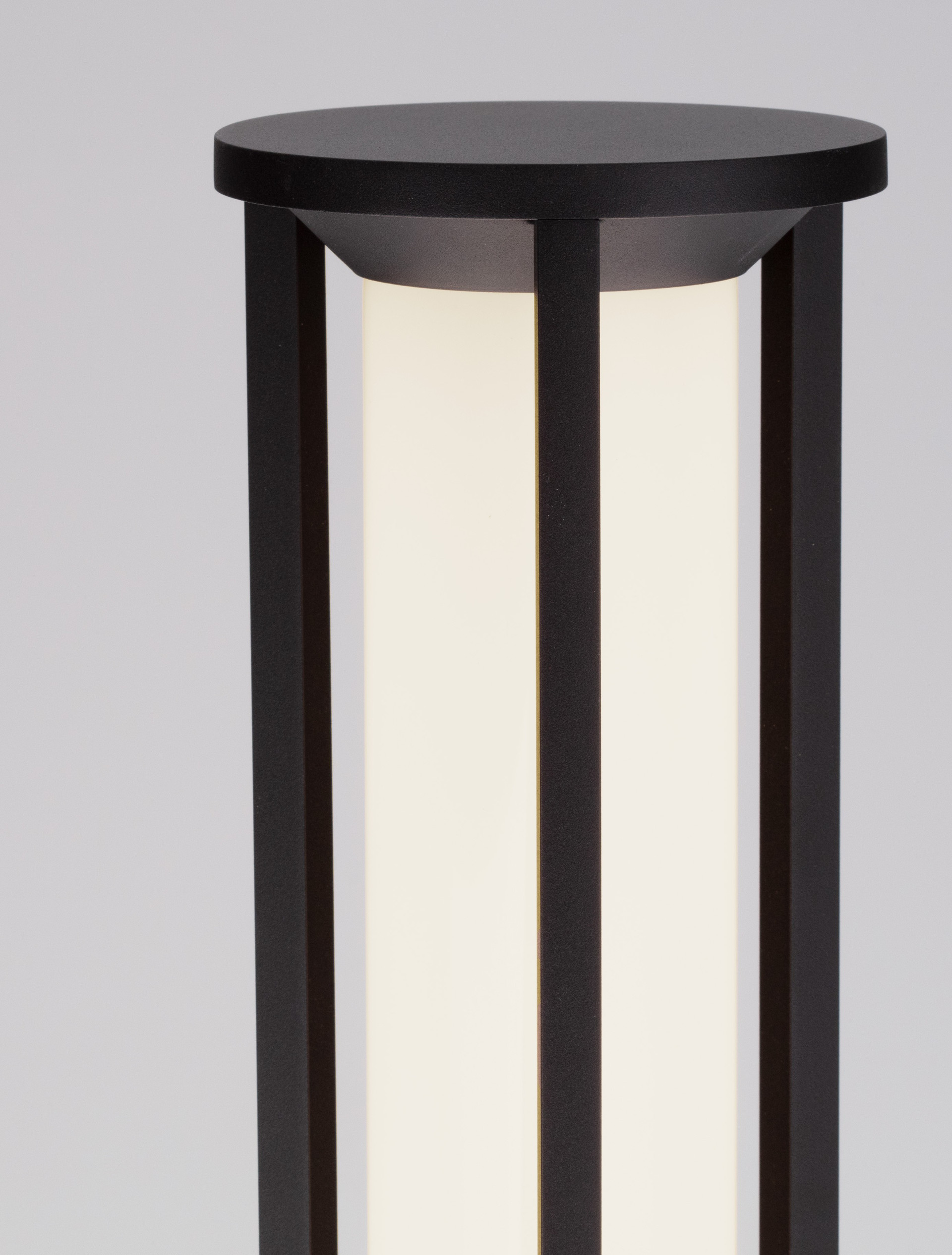 Słupek ogrodowy minimalistyczny Luces Exclusivas ONOFRE, czarny, LED 16 W 3000 K, wys. 222 cm – LE73687 - obrazek 14