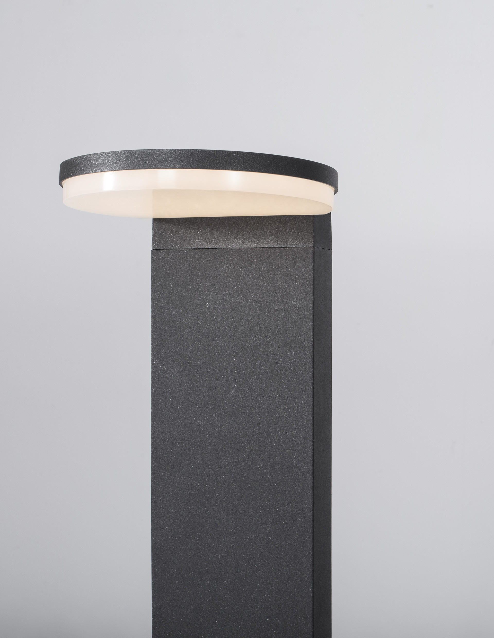 Słupek ogrodowy minimalistyczny Luces Exclusivas ENCRUCIJADA, czarny, LED 10 W 3000 K, wys. 65 cm – LE71566 - obrazek 6