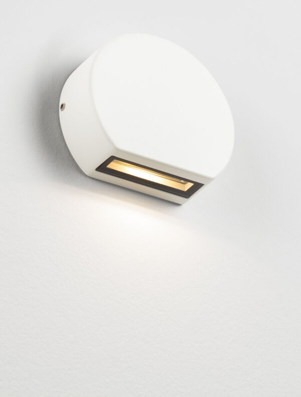 Oprawa schodowa zewnętrzna minimalistyczna Luces Exclusivas SARDIRA, biała, LED 4 W 3000 K, szer. 3,5 cm – LE75309