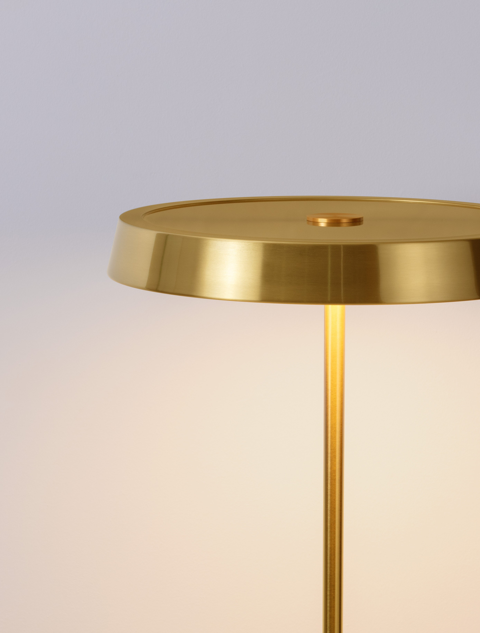 Lampa podłogowa nowoczesna Luces Exclusivas CORUNA, złota, LED 33 W 3000 K, wys. 136 cm – LE44432 - obrazek 6