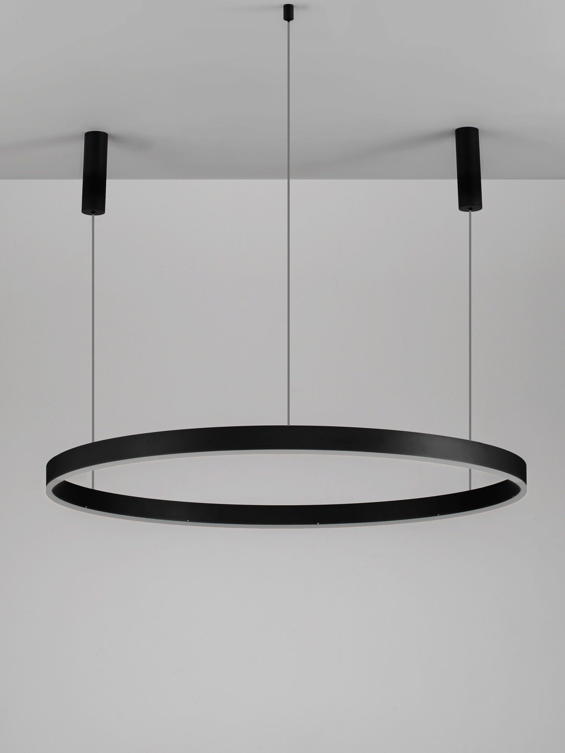 Lampa wisząca nowoczesna Luces Exclusivas JACA, czarna, LED 72 W 3000 K, Ø 120 cm – LE42768 - obrazek 3