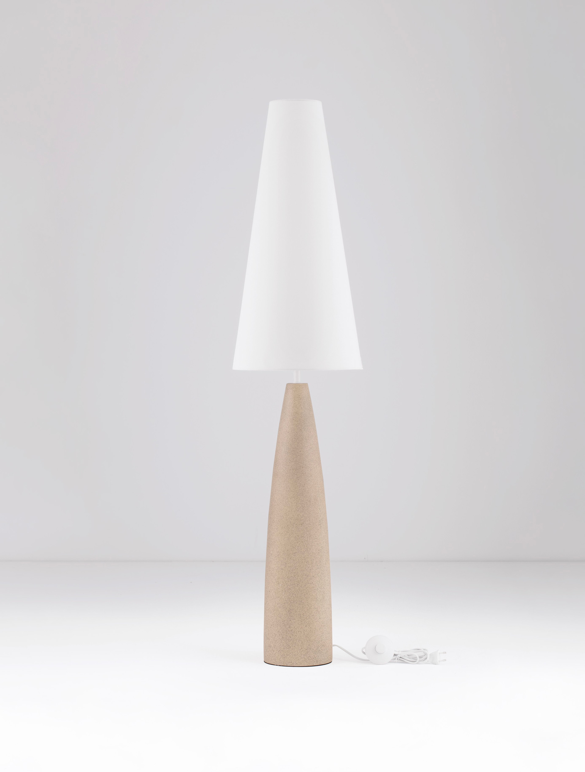 Lampa podłogowa minimalistyczna Luces Exclusivas ORBEZIA, biało-beżowa, 1 × E27, wys. 130 cm – LE45280 - obrazek 3