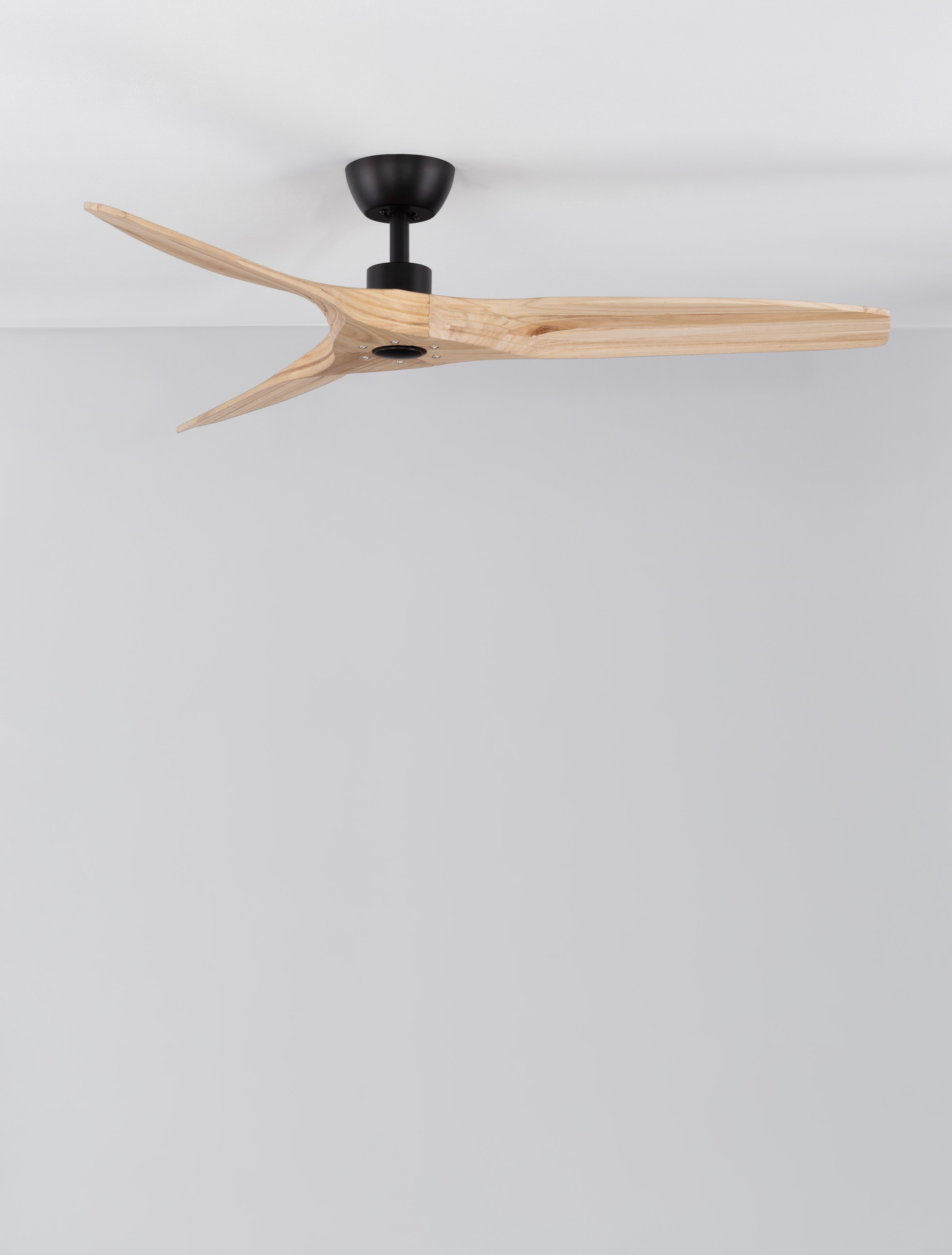 Wentylator sufitowy nowoczesny Luces Exclusivas MIGUEL, czarny / dąb, Ø 132 cm – LE44418 - obrazek 4