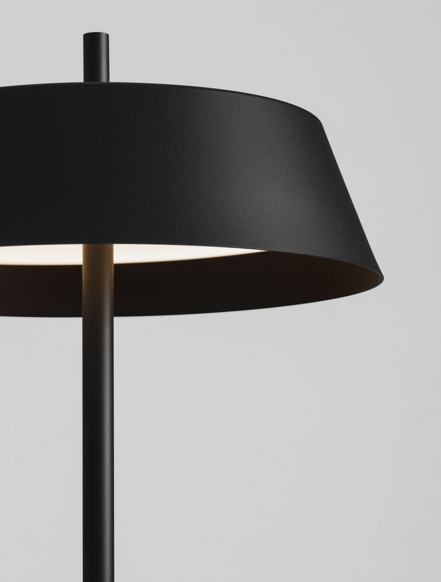 Lampa podłogowa minimalistyczna Luces Exclusivas AGUILA, czarna, LED 28 W 3000 K, wys. 147 cm – LE45710 - obrazek 4