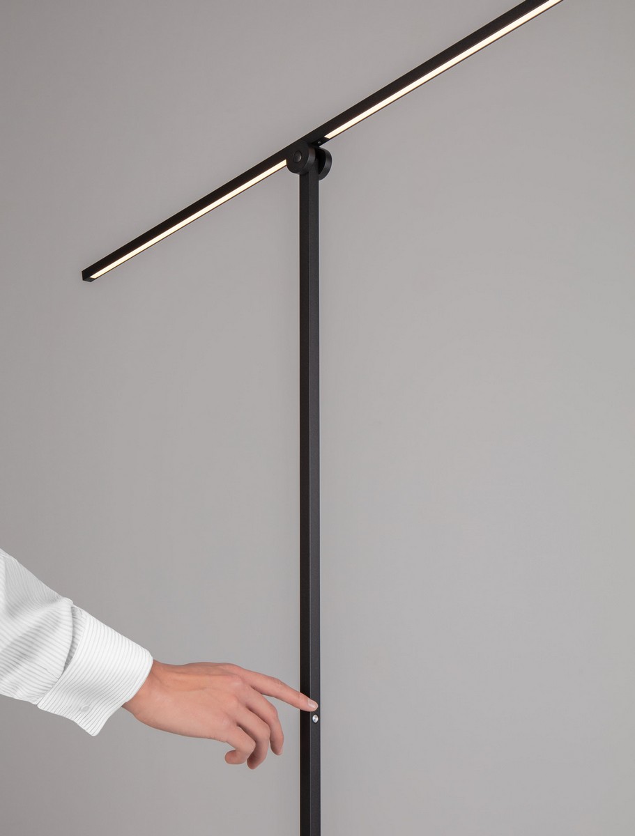 Lampa podłogowa minimalistyczna Luces Exclusivas ARGANDA, czarna, LED 24 W 3000 K, wys. 143 cm – LE45844 - obrazek 5