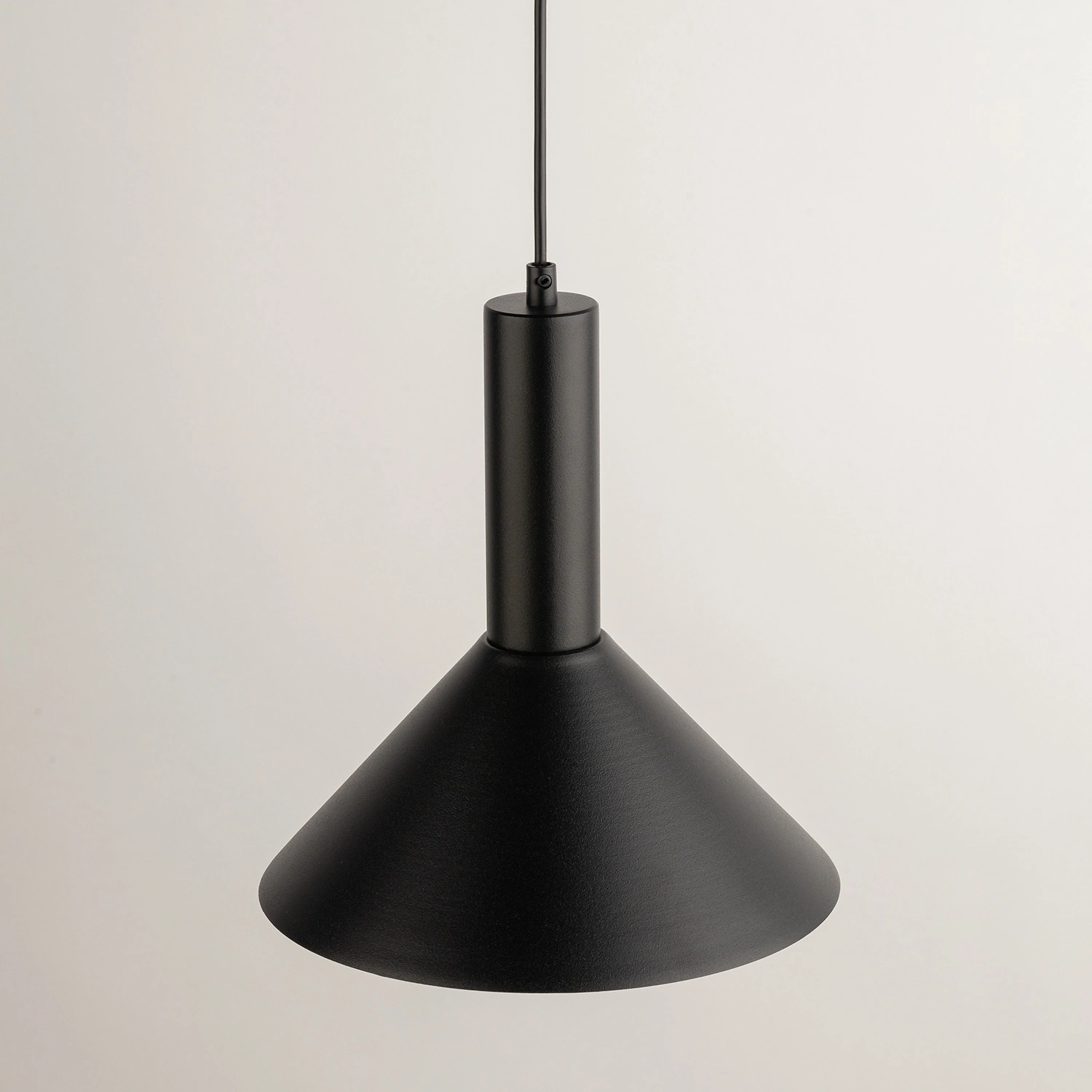 Lampa wisząca minimalistyczna VITRUM STOŻEK czarny, 1 × E27 – Sigma Lighting 40810 - obrazek 2