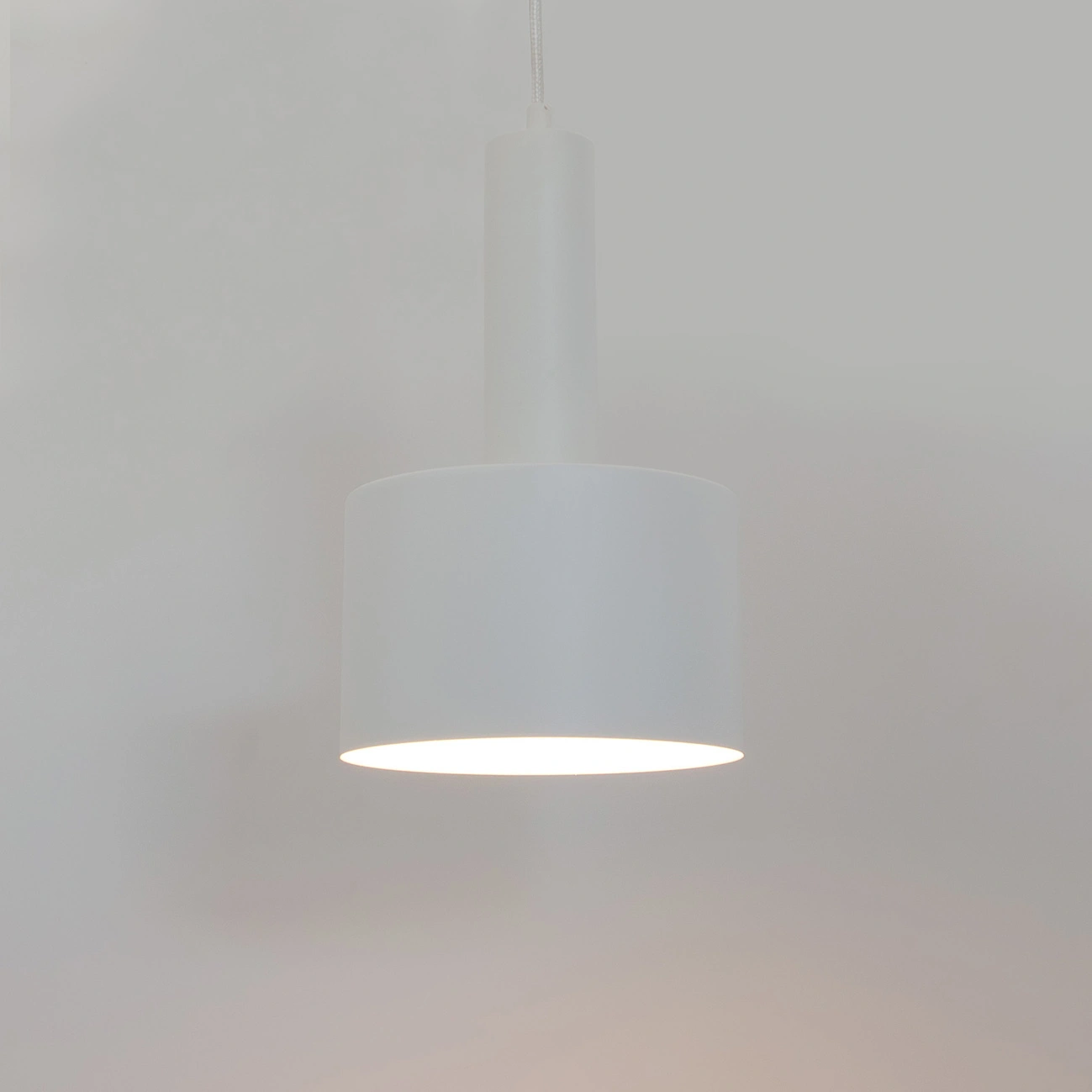Lampa wisząca minimalistyczna VITRUM WALEC biały, 1 × E27 – Sigma Lighting 41112 - obrazek 2